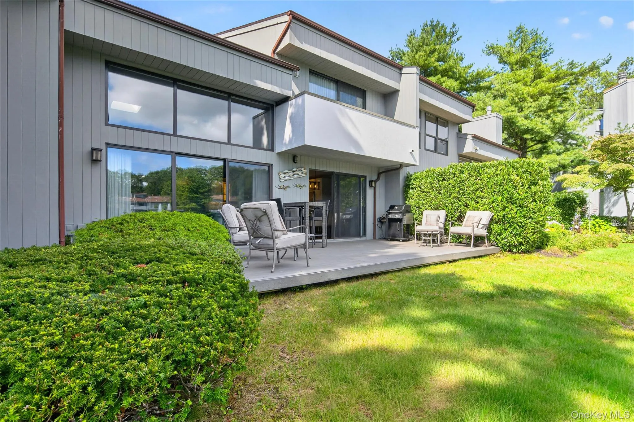 93 Eagle Chase, Oyster Bay, NY, 2 Bedrooms Bedrooms, 7 Rooms Rooms,2 BathroomsBathrooms,Residential,For Rent,Eagle Chase,0,1056673 93 Eagle Chase, Oyster Bay, NY, 2 Bedrooms Bedrooms, 7 Rooms Rooms,2 BathroomsBathrooms,Residential,For Rent,Eagle Chase,0,1056673