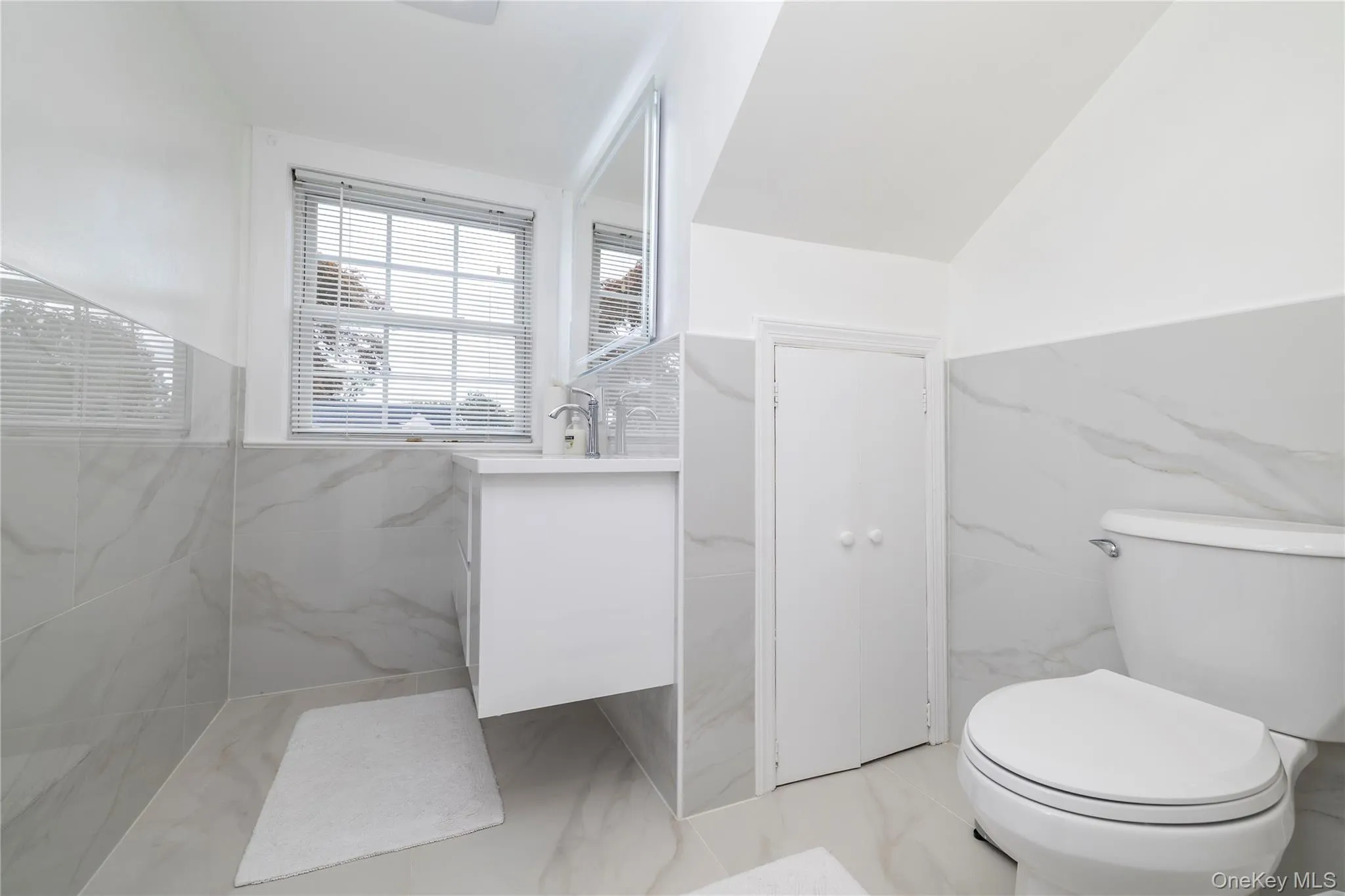 408 Jackson Avenue, Hempstead, NY, 4 Bedrooms Bedrooms, 7 Rooms Rooms,2 BathroomsBathrooms,Residential,For Rent,Jackson,0,1056674 408 Jackson Avenue, Hempstead, NY, 4 Bedrooms Bedrooms, 7 Rooms Rooms,2 BathroomsBathrooms,Residential,For Rent,Jackson,0,1056674
