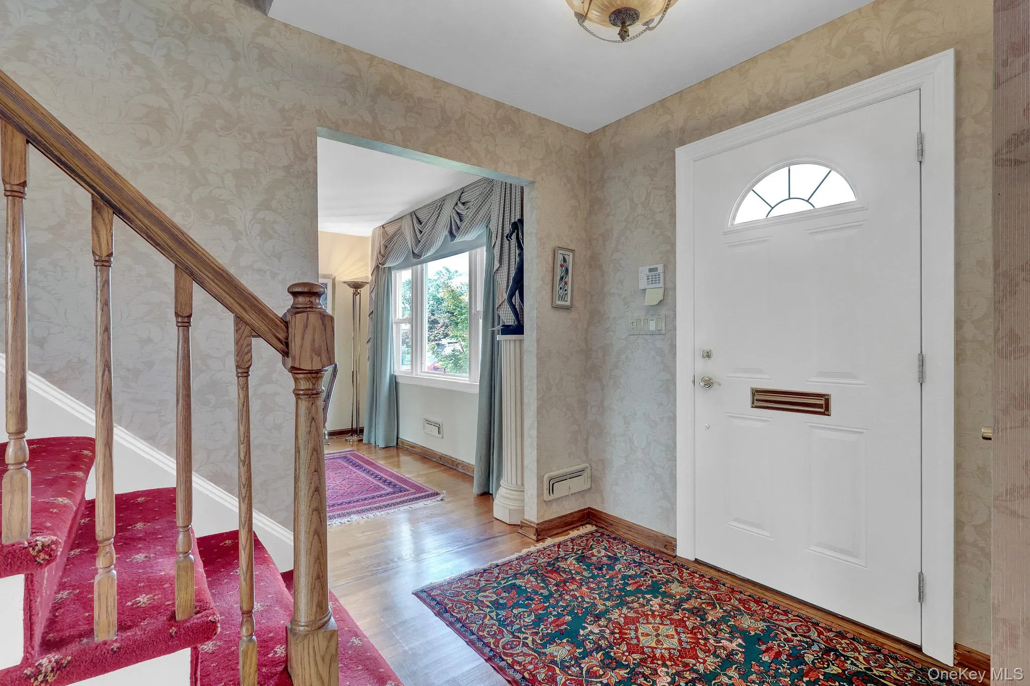 6 Bradford Road, Oyster Bay, NY, 4 Bedrooms Bedrooms, 8 Rooms Rooms,2 BathroomsBathrooms,Residential,For Rent,Bradford,0,1056678 6 Bradford Road, Oyster Bay, NY, 4 Bedrooms Bedrooms, 8 Rooms Rooms,2 BathroomsBathrooms,Residential,For Rent,Bradford,0,1056678