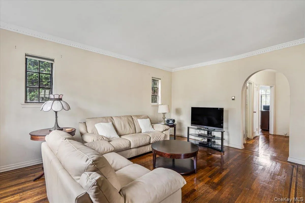 1314 145th Place, New York, NY, 3 Bedrooms Bedrooms, 7 Rooms Rooms,1 BathroomBathrooms,Residential,For Rent,145th,0,1056679 1314 145th Place, New York, NY, 3 Bedrooms Bedrooms, 7 Rooms Rooms,1 BathroomBathrooms,Residential,For Rent,145th,0,1056679
