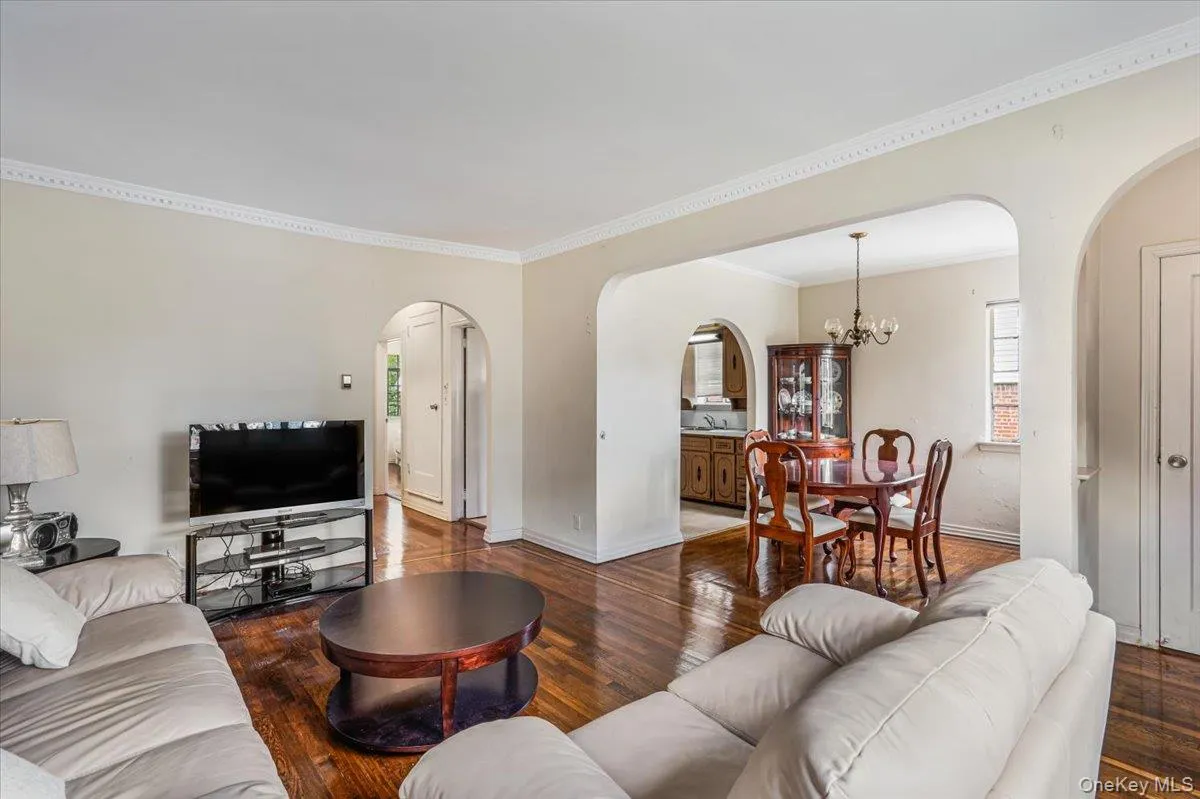 1314 145th Place, New York, NY, 3 Bedrooms Bedrooms, 7 Rooms Rooms,1 BathroomBathrooms,Residential,For Rent,145th,0,1056679 1314 145th Place, New York, NY, 3 Bedrooms Bedrooms, 7 Rooms Rooms,1 BathroomBathrooms,Residential,For Rent,145th,0,1056679
