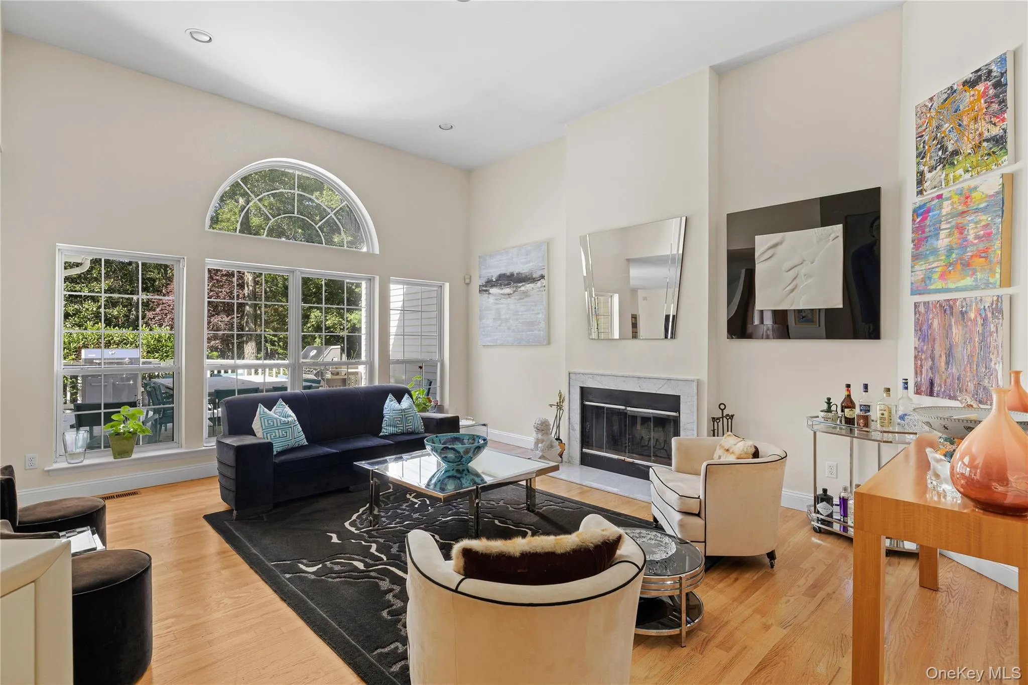 16 Willowood Court, Southampton, NY, 7 Bedrooms Bedrooms, 15 Rooms Rooms,3 BathroomsBathrooms,Residential,For Rent,Willowood,0,1056685 16 Willowood Court, Southampton, NY, 7 Bedrooms Bedrooms, 15 Rooms Rooms,3 BathroomsBathrooms,Residential,For Rent,Willowood,0,1056685