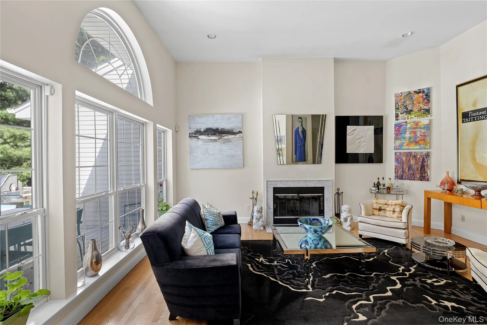 16 Willowood Court, Southampton, NY, 7 Bedrooms Bedrooms, 15 Rooms Rooms,3 BathroomsBathrooms,Residential,For Rent,Willowood,0,1056685 16 Willowood Court, Southampton, NY, 7 Bedrooms Bedrooms, 15 Rooms Rooms,3 BathroomsBathrooms,Residential,For Rent,Willowood,0,1056685