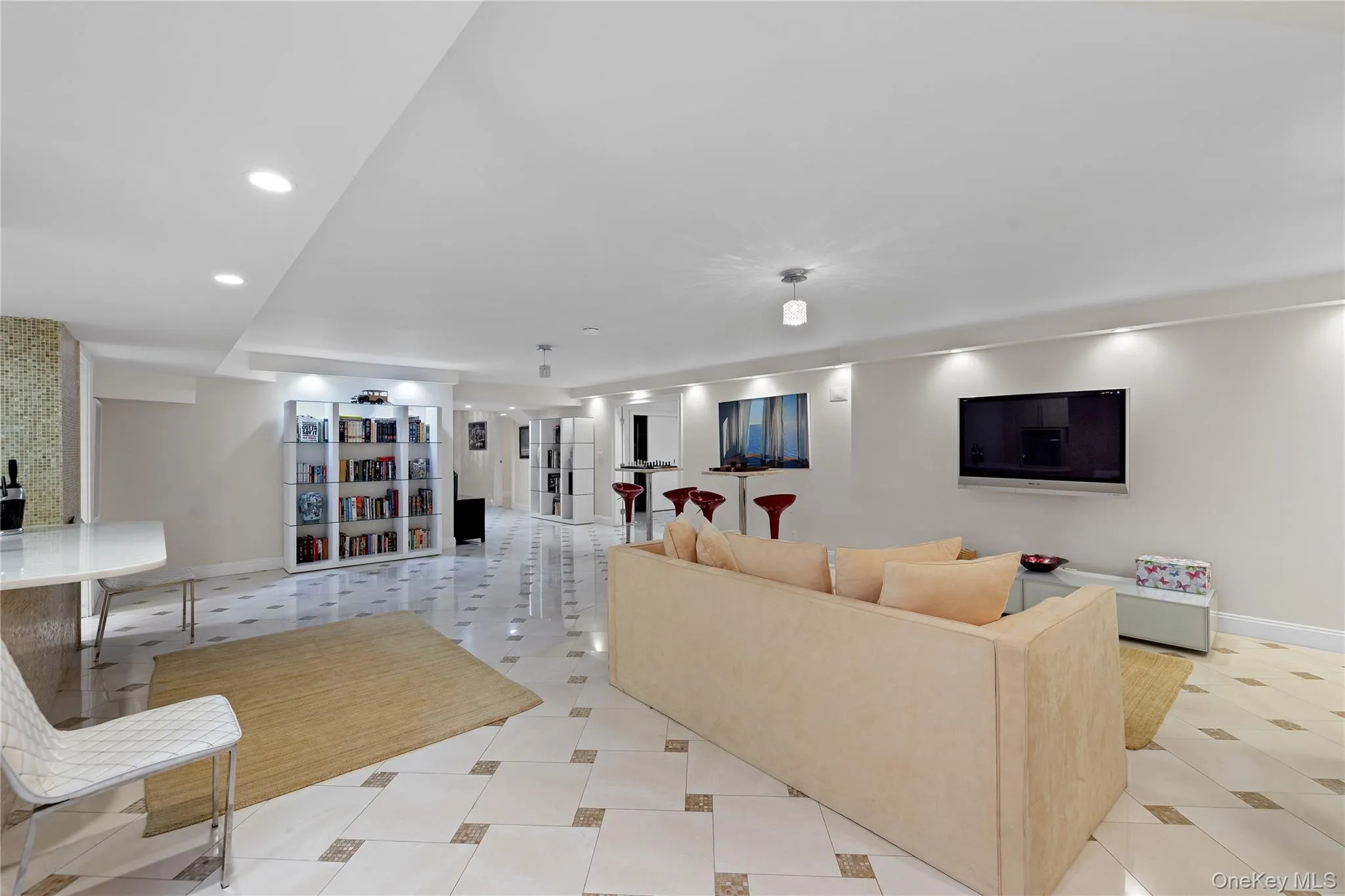 16 Willowood Court, Southampton, NY, 7 Bedrooms Bedrooms, 15 Rooms Rooms,3 BathroomsBathrooms,Residential,For Rent,Willowood,0,1056685 16 Willowood Court, Southampton, NY, 7 Bedrooms Bedrooms, 15 Rooms Rooms,3 BathroomsBathrooms,Residential,For Rent,Willowood,0,1056685