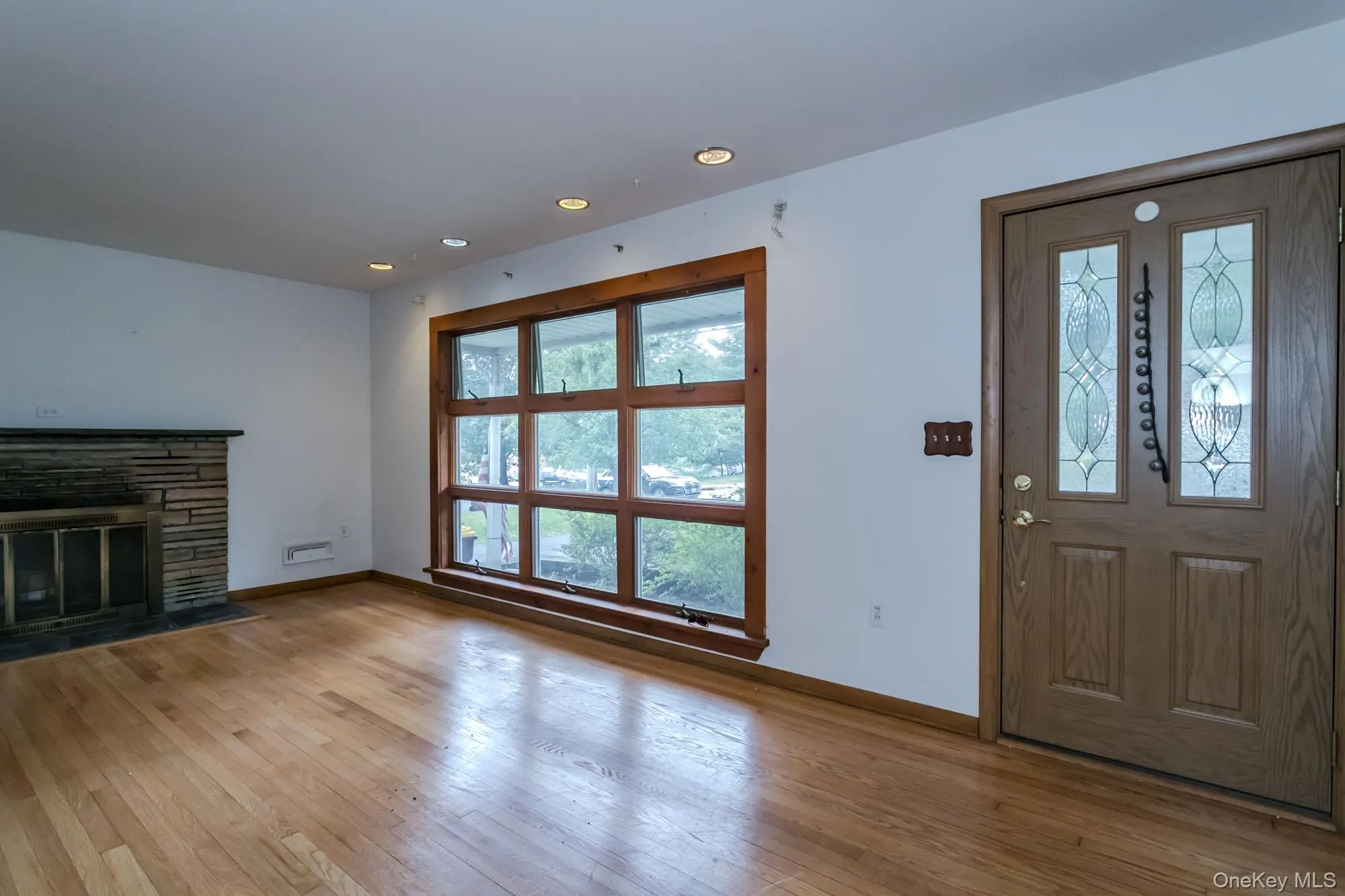 8 Crescent Avenue, Warwick (town), NY, 3 Bedrooms Bedrooms, 8 Rooms Rooms,1 BathroomBathrooms,Residential,For Rent,Crescent,0,1056688 8 Crescent Avenue, Warwick (town), NY, 3 Bedrooms Bedrooms, 8 Rooms Rooms,1 BathroomBathrooms,Residential,For Rent,Crescent,0,1056688