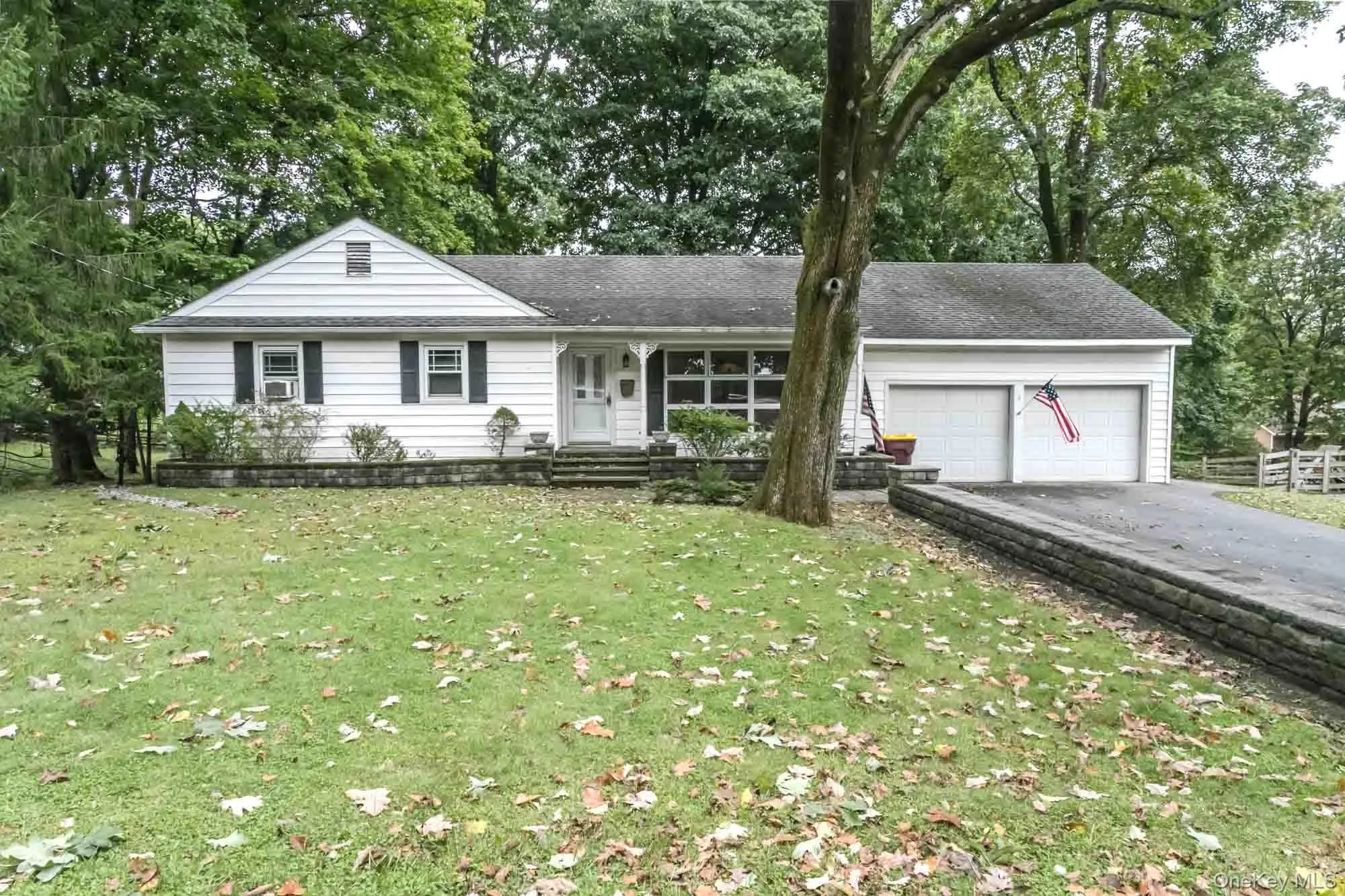 8 Crescent Avenue, Warwick (town), NY, 3 Bedrooms Bedrooms, 8 Rooms Rooms,1 BathroomBathrooms,Residential,For Rent,Crescent,0,1056688 8 Crescent Avenue, Warwick (town), NY, 3 Bedrooms Bedrooms, 8 Rooms Rooms,1 BathroomBathrooms,Residential,For Rent,Crescent,0,1056688