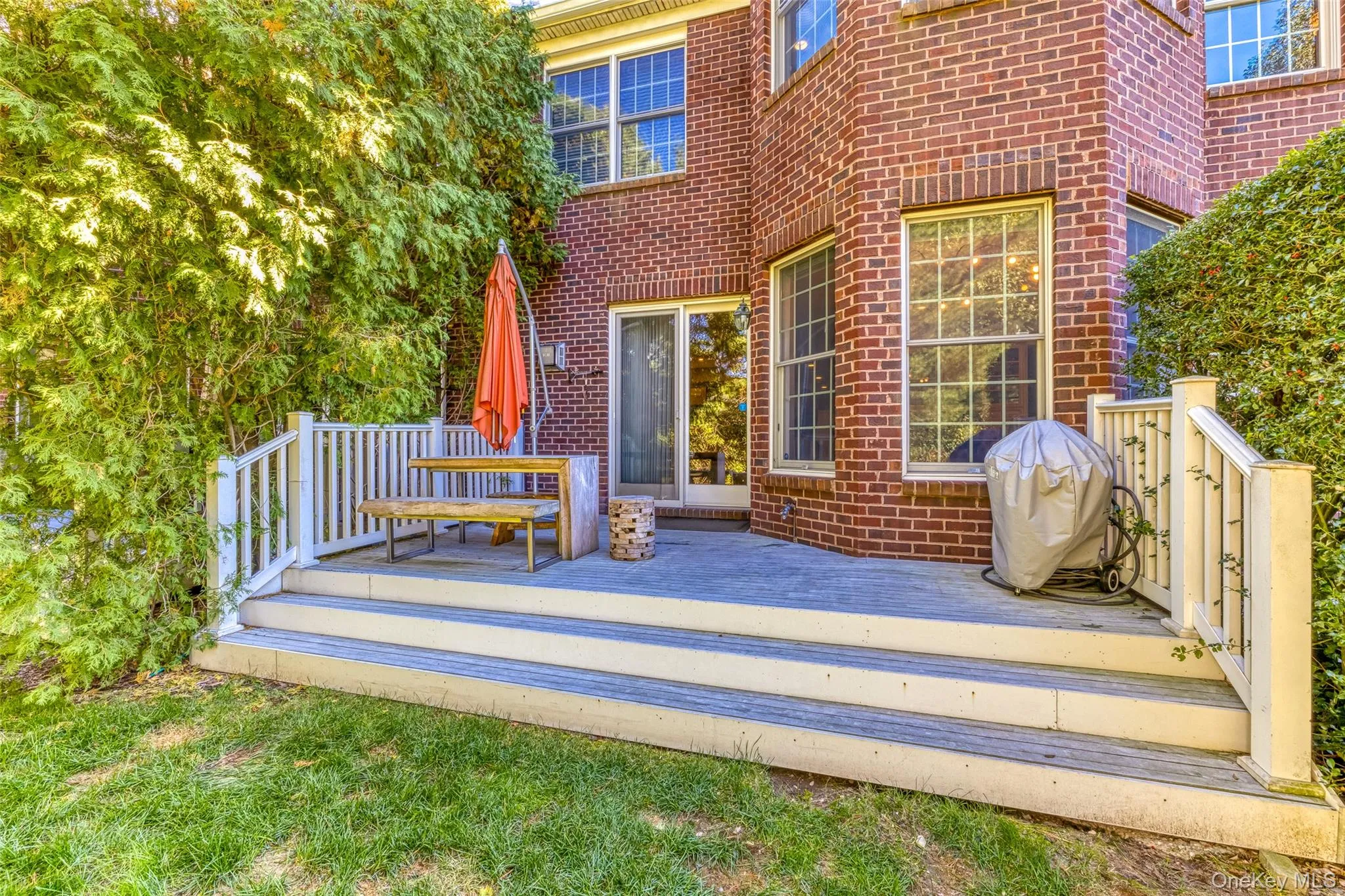 Private Outdoor Space for Relaxing, Entertaining & BBQ Private Outdoor Space for Relaxing, Entertaining & BBQ