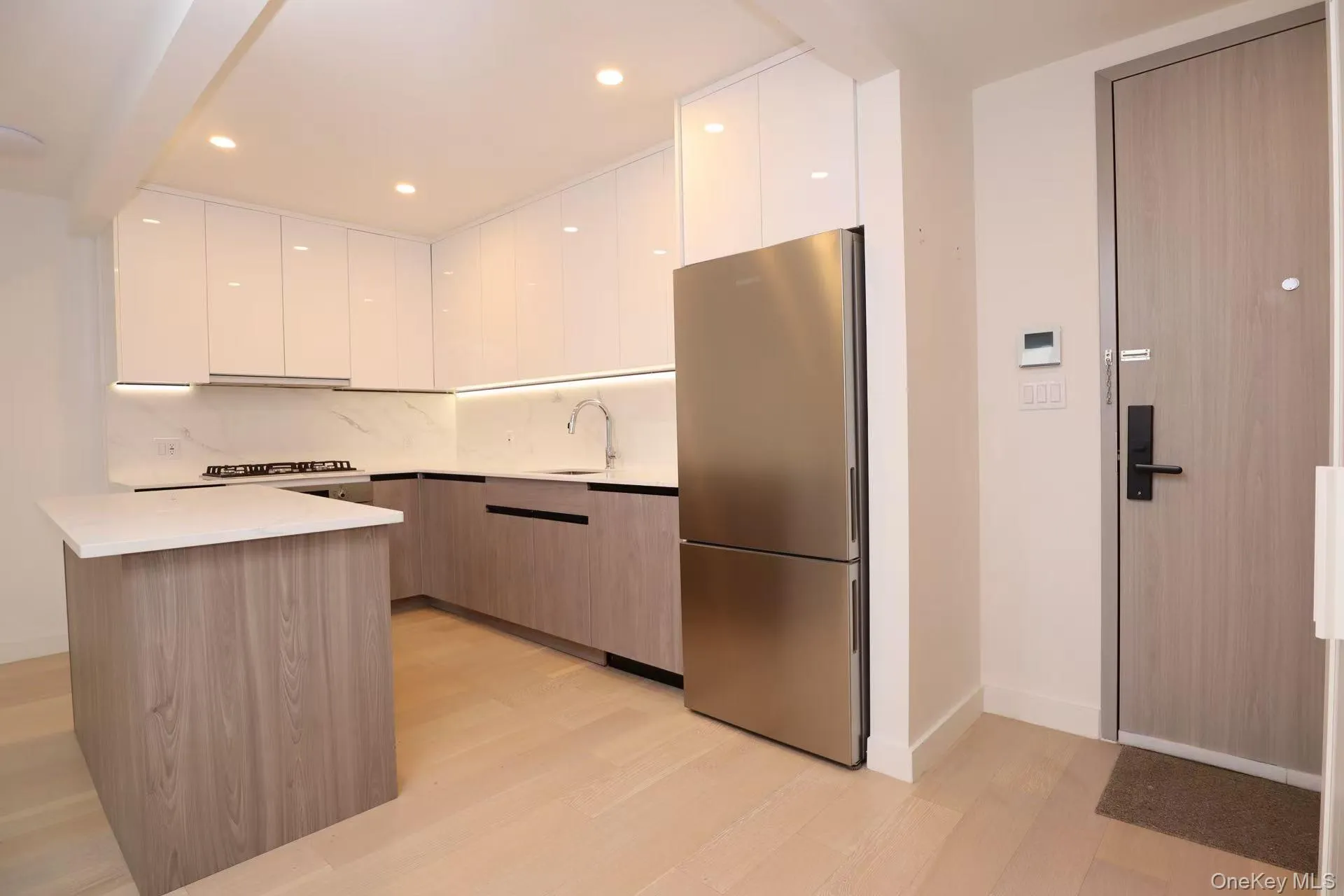 14449 Northern Boulevard, New York, NY, 5 Bedrooms Bedrooms, 2 Rooms Rooms,2 BathroomsBathrooms,Residential,For Rent,Northern,0,1056694 14449 Northern Boulevard, New York, NY, 5 Bedrooms Bedrooms, 2 Rooms Rooms,2 BathroomsBathrooms,Residential,For Rent,Northern,0,1056694