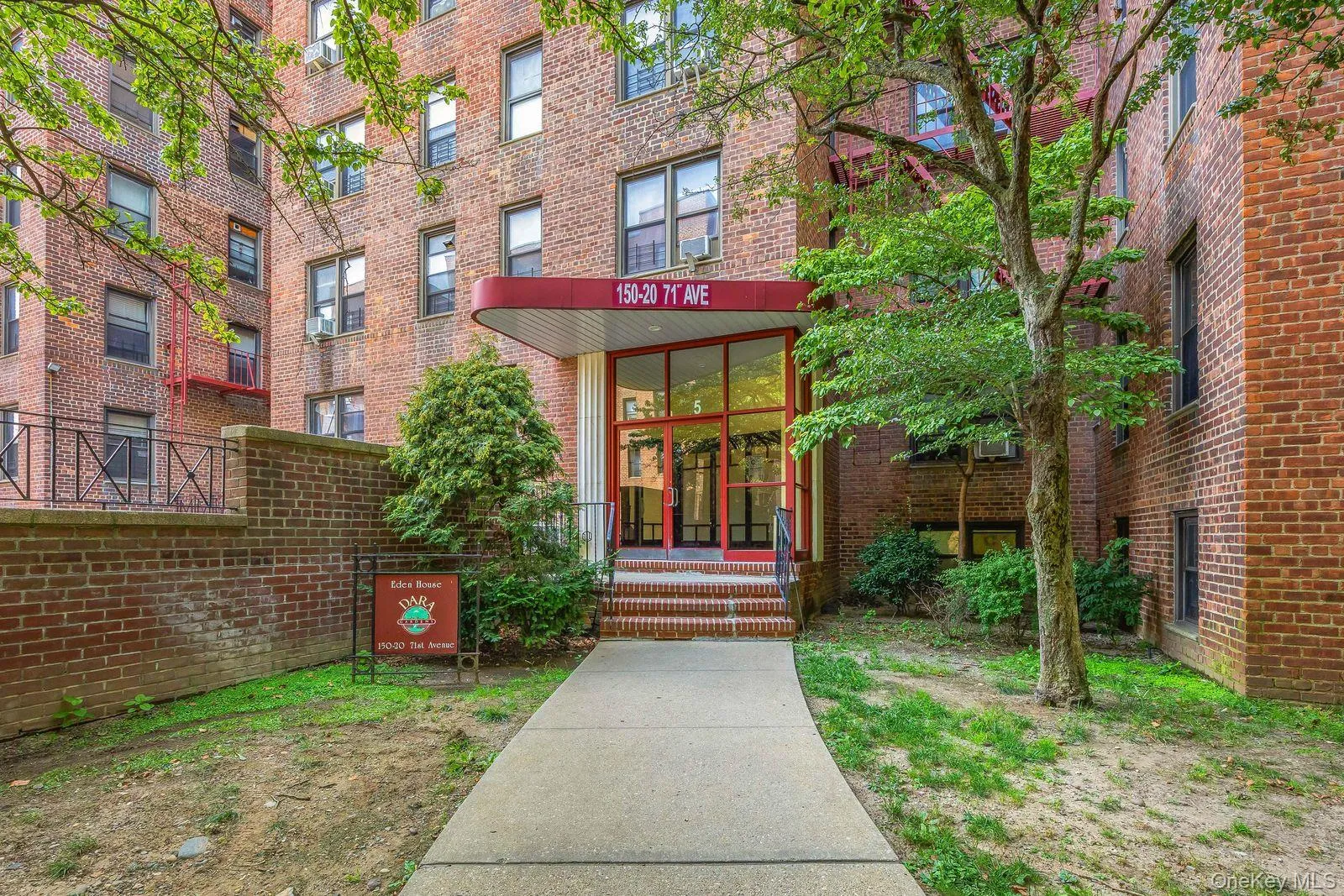 150-20 71st Street, New York, NY, 2 Bedrooms Bedrooms, 4 Rooms Rooms,1 BathroomBathrooms,Residential,For Rent,71st,0,1056695 150-20 71st Street, New York, NY, 2 Bedrooms Bedrooms, 4 Rooms Rooms,1 BathroomBathrooms,Residential,For Rent,71st,0,1056695