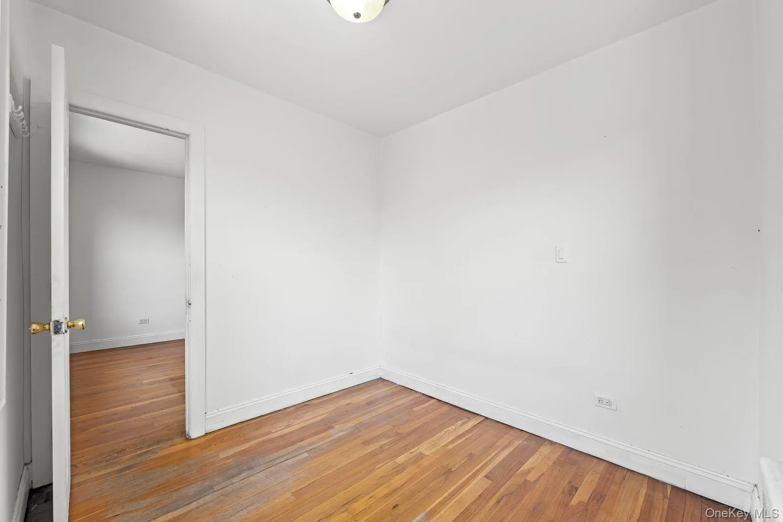 150-20 71st Street, New York, NY, 2 Bedrooms Bedrooms, 4 Rooms Rooms,1 BathroomBathrooms,Residential,For Rent,71st,0,1056695 150-20 71st Street, New York, NY, 2 Bedrooms Bedrooms, 4 Rooms Rooms,1 BathroomBathrooms,Residential,For Rent,71st,0,1056695