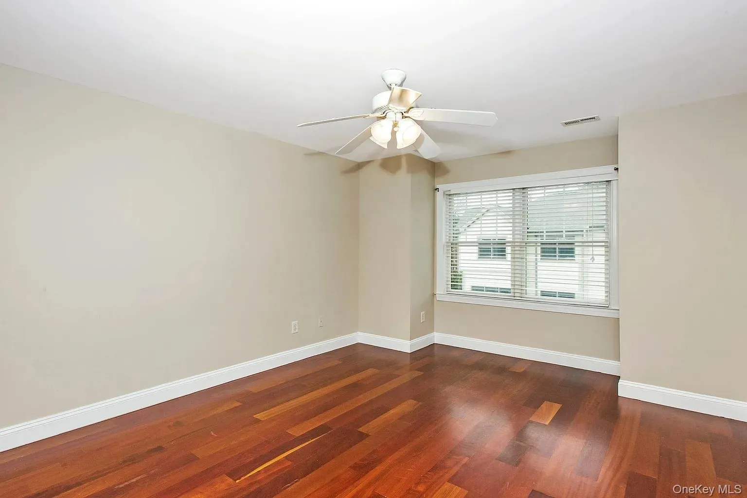 278 Church Street, White Plains, NY, 3 Bedroom Bedrooms, 7 Room Rooms,2 BathroomBathrooms,Residential Lease,For Rent,Church,0,1056697 278 Church Street, White Plains, NY, 3 Bedroom Bedrooms, 7 Room Rooms,2 BathroomBathrooms,Residential Lease,For Rent,Church,0,1056697