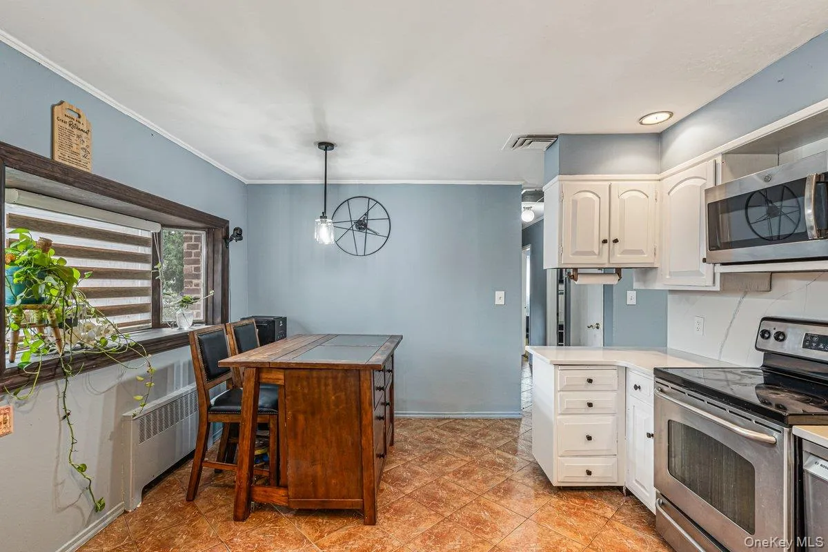 519 Bieling Road, Hempstead, NY, 4 Bedrooms Bedrooms, 8 Rooms Rooms,2 BathroomsBathrooms,Residential,For Rent,Bieling,0,1056699 519 Bieling Road, Hempstead, NY, 4 Bedrooms Bedrooms, 8 Rooms Rooms,2 BathroomsBathrooms,Residential,For Rent,Bieling,0,1056699