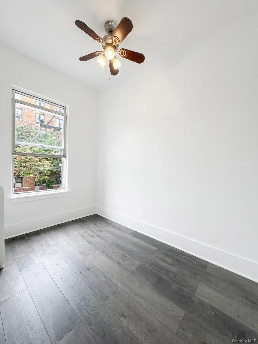 1718 Edison Avenue, New York, NY, 3 Bedrooms Bedrooms, 6 Rooms Rooms,1 BathroomBathrooms,Residential Lease,For Rent,Edison,0,1056700 1718 Edison Avenue, New York, NY, 3 Bedrooms Bedrooms, 6 Rooms Rooms,1 BathroomBathrooms,Residential Lease,For Rent,Edison,0,1056700