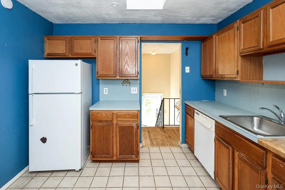 84 Craft Road, Brookhaven, NY, 4 Bedrooms Bedrooms, 8 Rooms Rooms,2 BathroomsBathrooms,Residential,For Rent,Craft,0,1056705 84 Craft Road, Brookhaven, NY, 4 Bedrooms Bedrooms, 8 Rooms Rooms,2 BathroomsBathrooms,Residential,For Rent,Craft,0,1056705