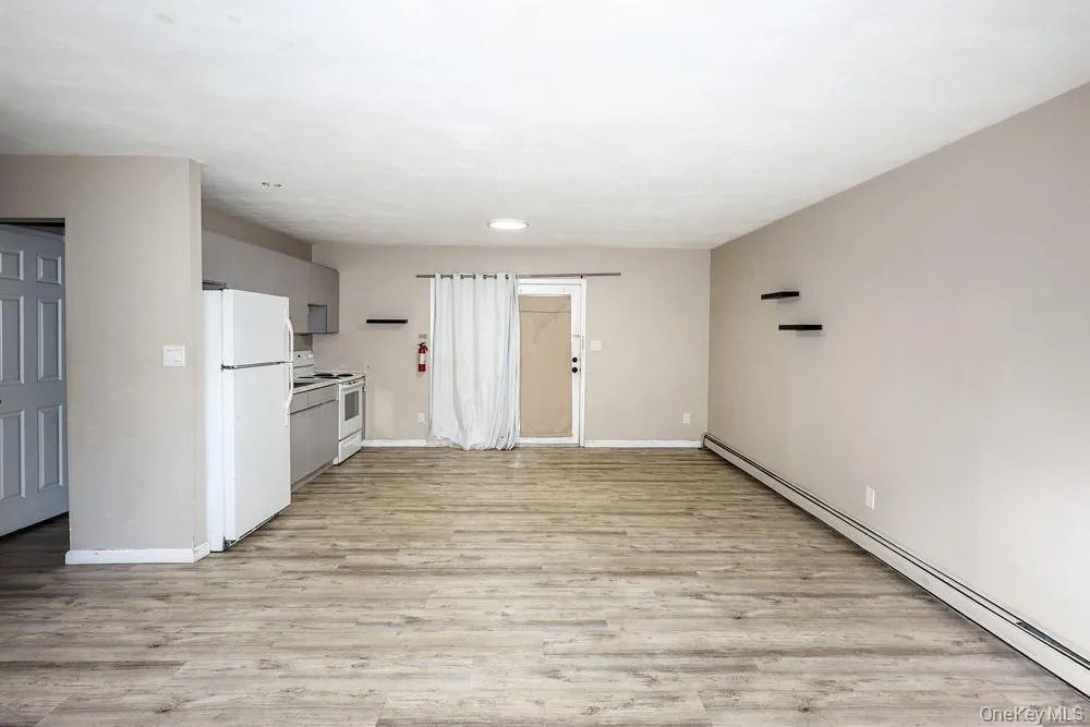 84 Craft Road, Brookhaven, NY, 4 Bedrooms Bedrooms, 8 Rooms Rooms,2 BathroomsBathrooms,Residential,For Rent,Craft,0,1056705 84 Craft Road, Brookhaven, NY, 4 Bedrooms Bedrooms, 8 Rooms Rooms,2 BathroomsBathrooms,Residential,For Rent,Craft,0,1056705