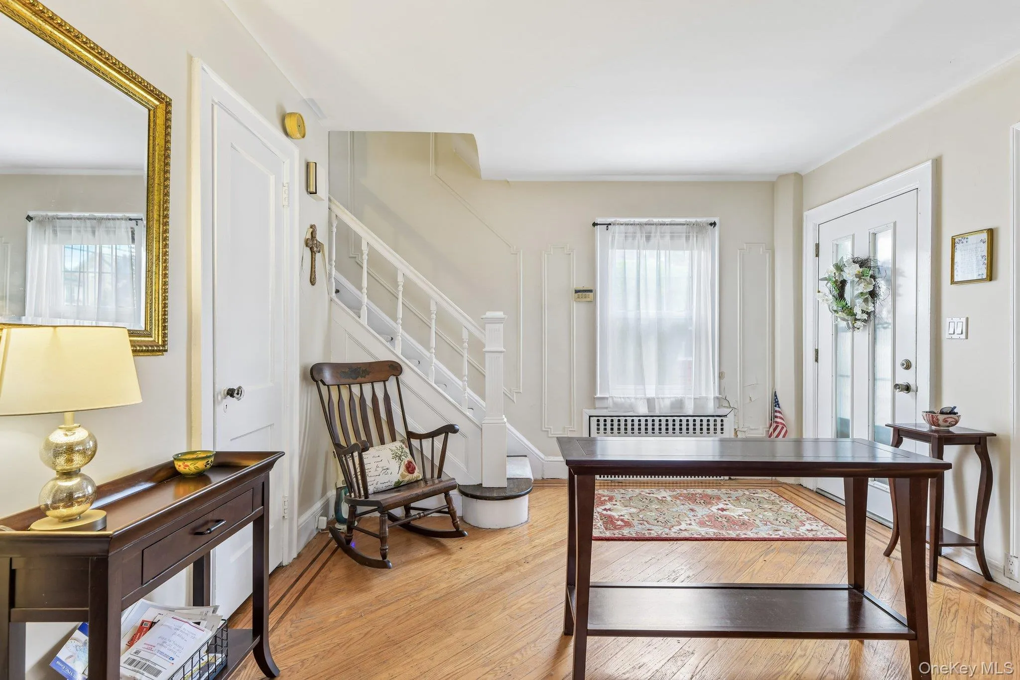 27 Juniper Avenue, North Hempstead, NY, 2 Bedrooms Bedrooms, 6 Rooms Rooms,1 BathroomBathrooms,Residential,For Rent,Juniper,0,1056706 27 Juniper Avenue, North Hempstead, NY, 2 Bedrooms Bedrooms, 6 Rooms Rooms,1 BathroomBathrooms,Residential,For Rent,Juniper,0,1056706