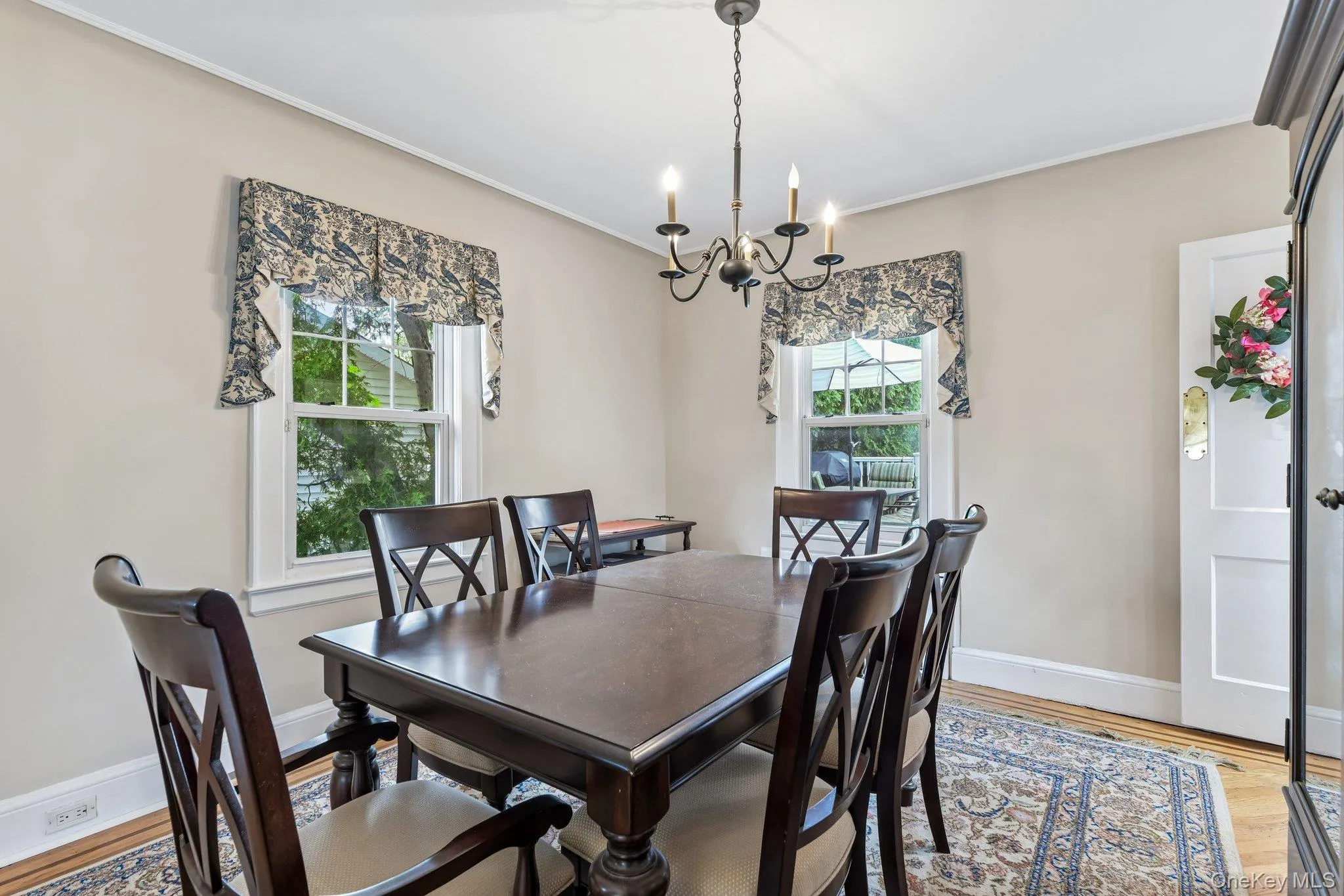 27 Juniper Avenue, North Hempstead, NY, 2 Bedrooms Bedrooms, 6 Rooms Rooms,1 BathroomBathrooms,Residential,For Rent,Juniper,0,1056706 27 Juniper Avenue, North Hempstead, NY, 2 Bedrooms Bedrooms, 6 Rooms Rooms,1 BathroomBathrooms,Residential,For Rent,Juniper,0,1056706