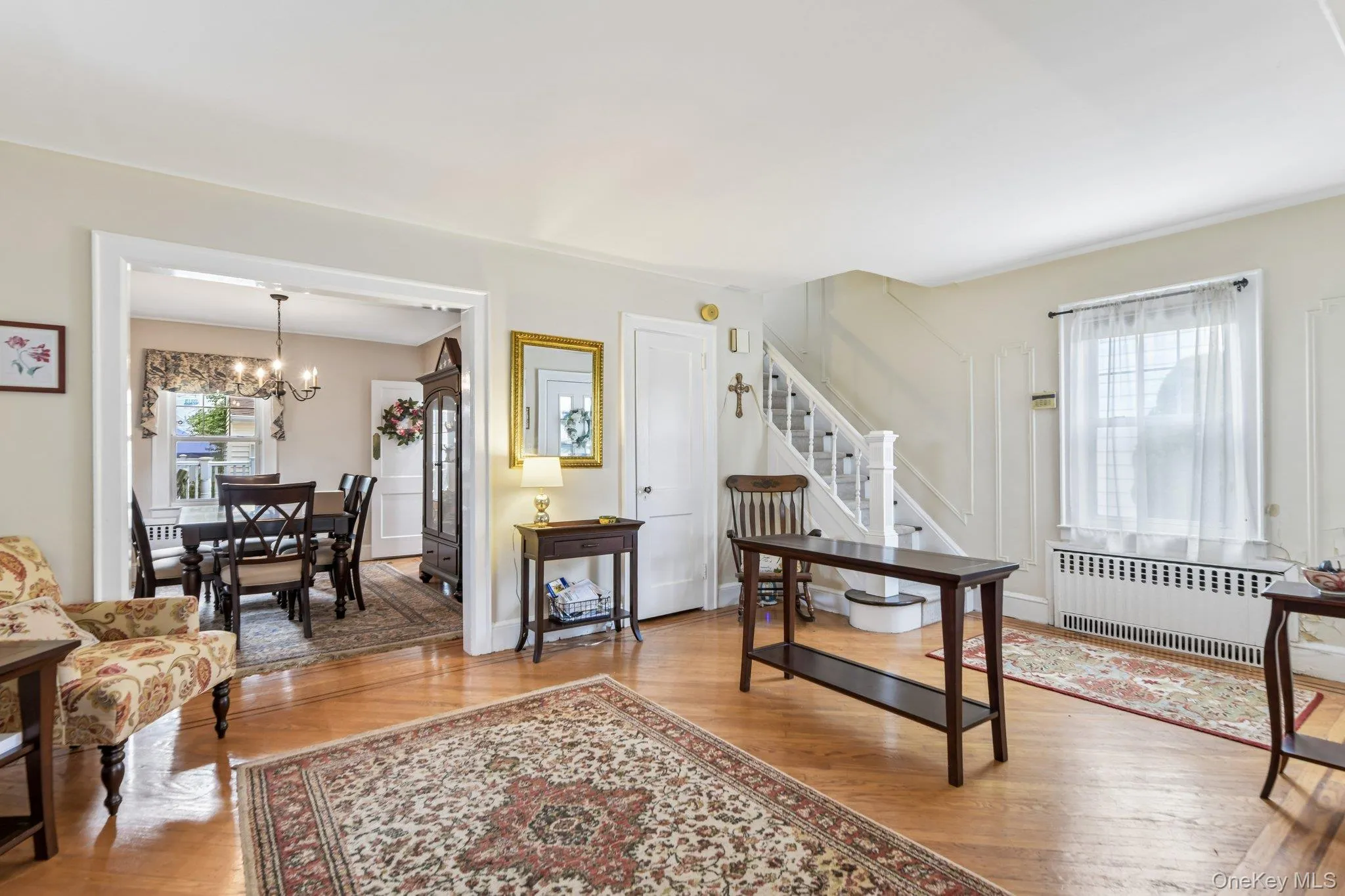 27 Juniper Avenue, North Hempstead, NY, 2 Bedrooms Bedrooms, 6 Rooms Rooms,1 BathroomBathrooms,Residential,For Rent,Juniper,0,1056706 27 Juniper Avenue, North Hempstead, NY, 2 Bedrooms Bedrooms, 6 Rooms Rooms,1 BathroomBathrooms,Residential,For Rent,Juniper,0,1056706