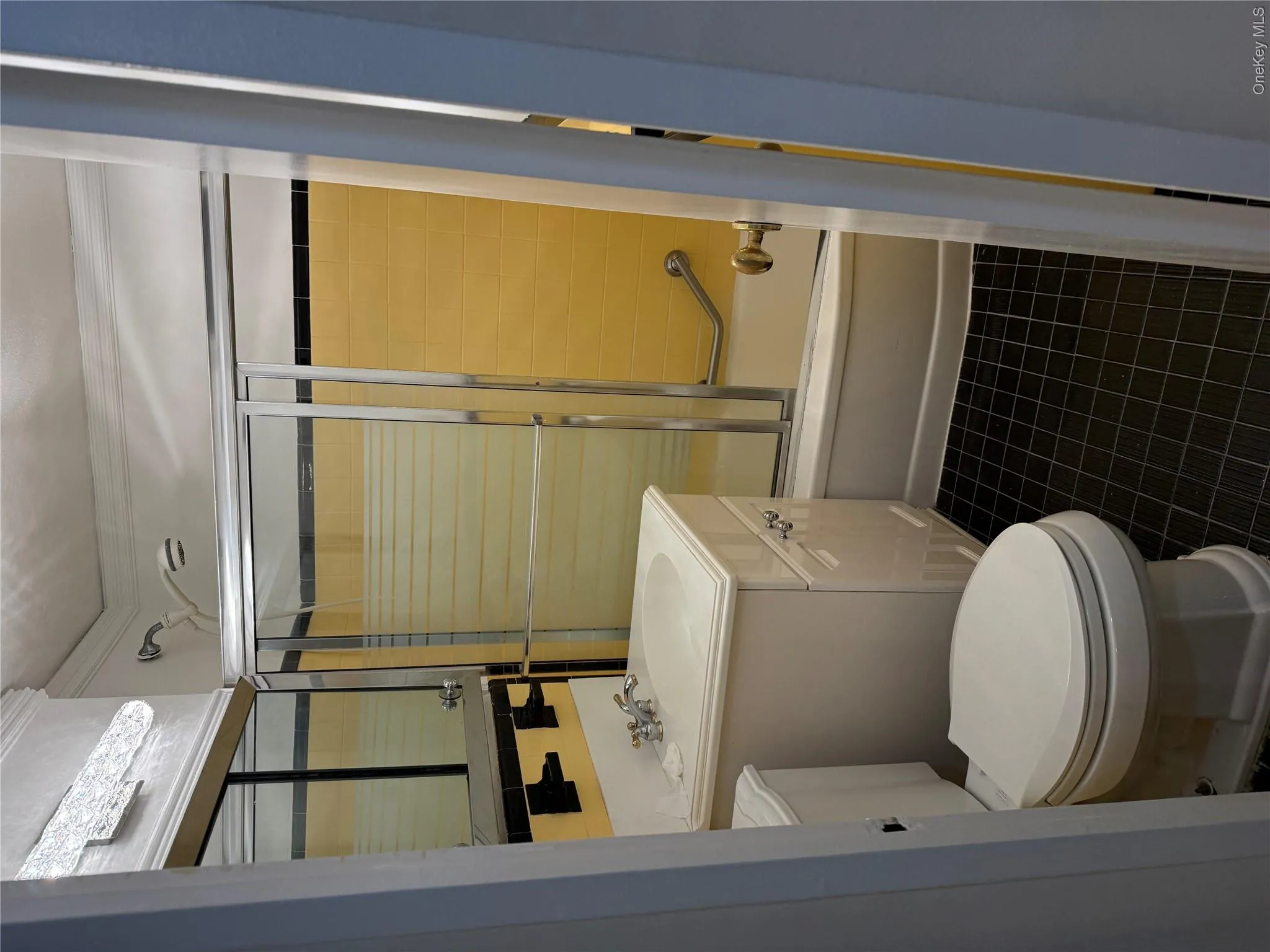 9810 64th Avenue, New York, NY, 1 Bedroom Bedrooms, 3 Rooms Rooms,1 BathroomBathrooms,Residential Lease,For Rent,64th,0,1056707 9810 64th Avenue, New York, NY, 1 Bedroom Bedrooms, 3 Rooms Rooms,1 BathroomBathrooms,Residential Lease,For Rent,64th,0,1056707