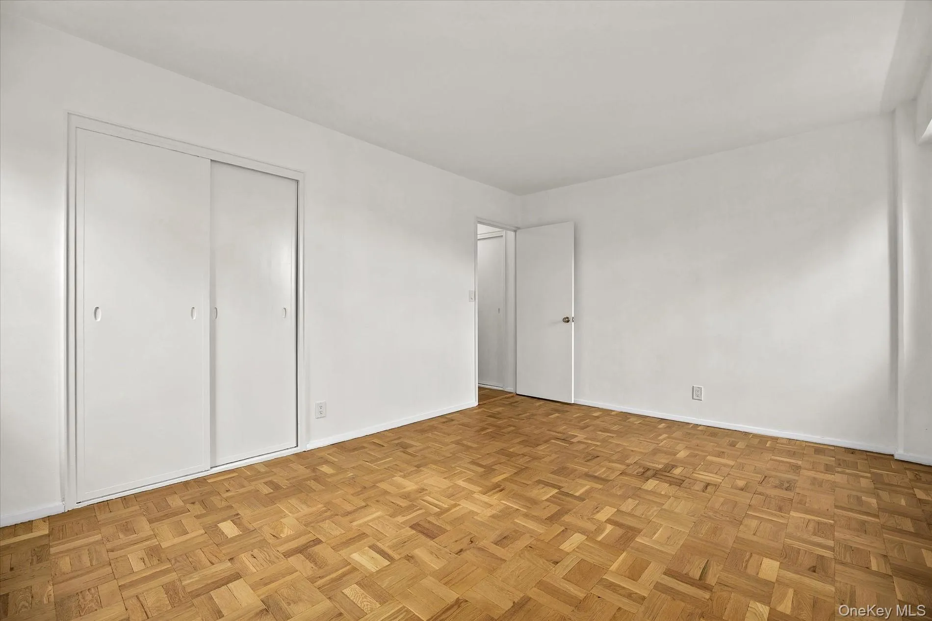 Master bedroom+ large closet Master bedroom+ large closet