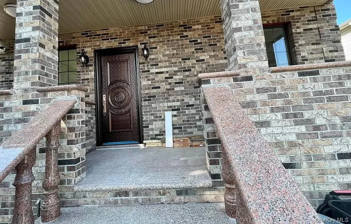 6139 231st Street, New York, NY, 2 Bedrooms Bedrooms, 6 Rooms Rooms,2 BathroomsBathrooms,Residential Lease,For Rent,231st,0,1056710 6139 231st Street, New York, NY, 2 Bedrooms Bedrooms, 6 Rooms Rooms,2 BathroomsBathrooms,Residential Lease,For Rent,231st,0,1056710