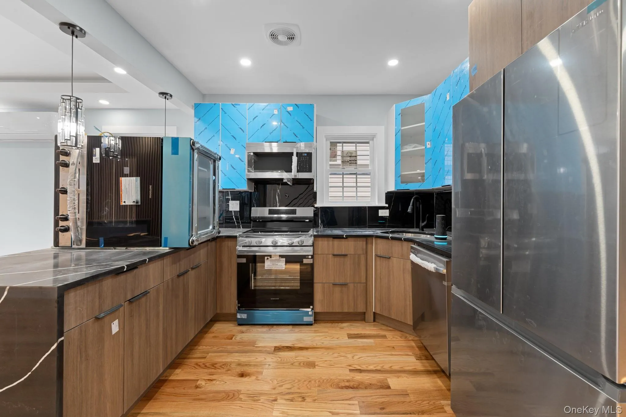11638 219th Street, New York, NY, 4 Bedrooms Bedrooms, 12 Rooms Rooms,3 BathroomsBathrooms,Residential,For Rent,219th,0,1056719 11638 219th Street, New York, NY, 4 Bedrooms Bedrooms, 12 Rooms Rooms,3 BathroomsBathrooms,Residential,For Rent,219th,0,1056719