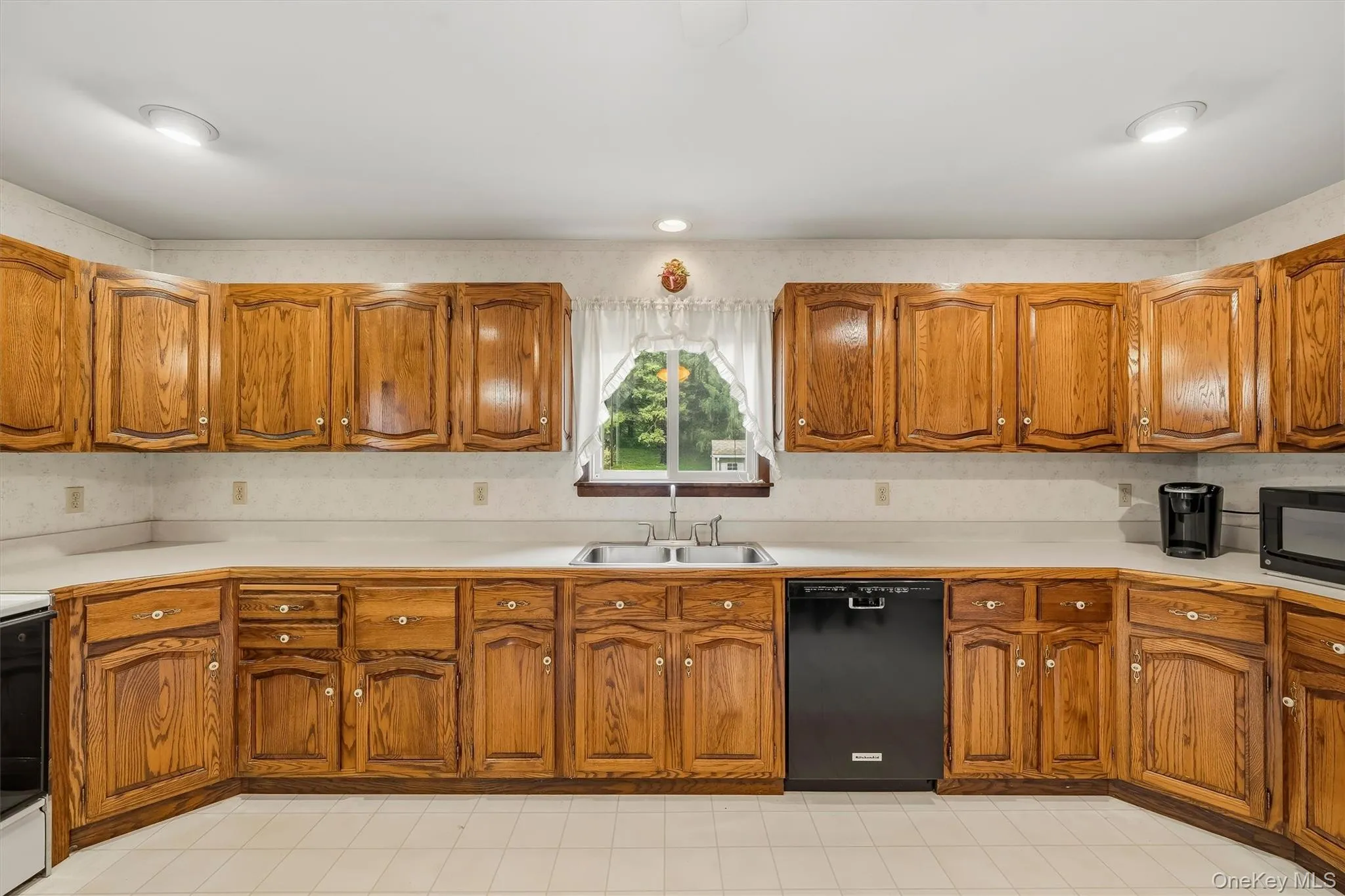 160 County Route 1, Warwick (town), NY, 3 Bedrooms Bedrooms, 10 Rooms Rooms,1 BathroomBathrooms,Residential,For Rent,County Route 1,0,1056726 160 County Route 1, Warwick (town), NY, 3 Bedrooms Bedrooms, 10 Rooms Rooms,1 BathroomBathrooms,Residential,For Rent,County Route 1,0,1056726