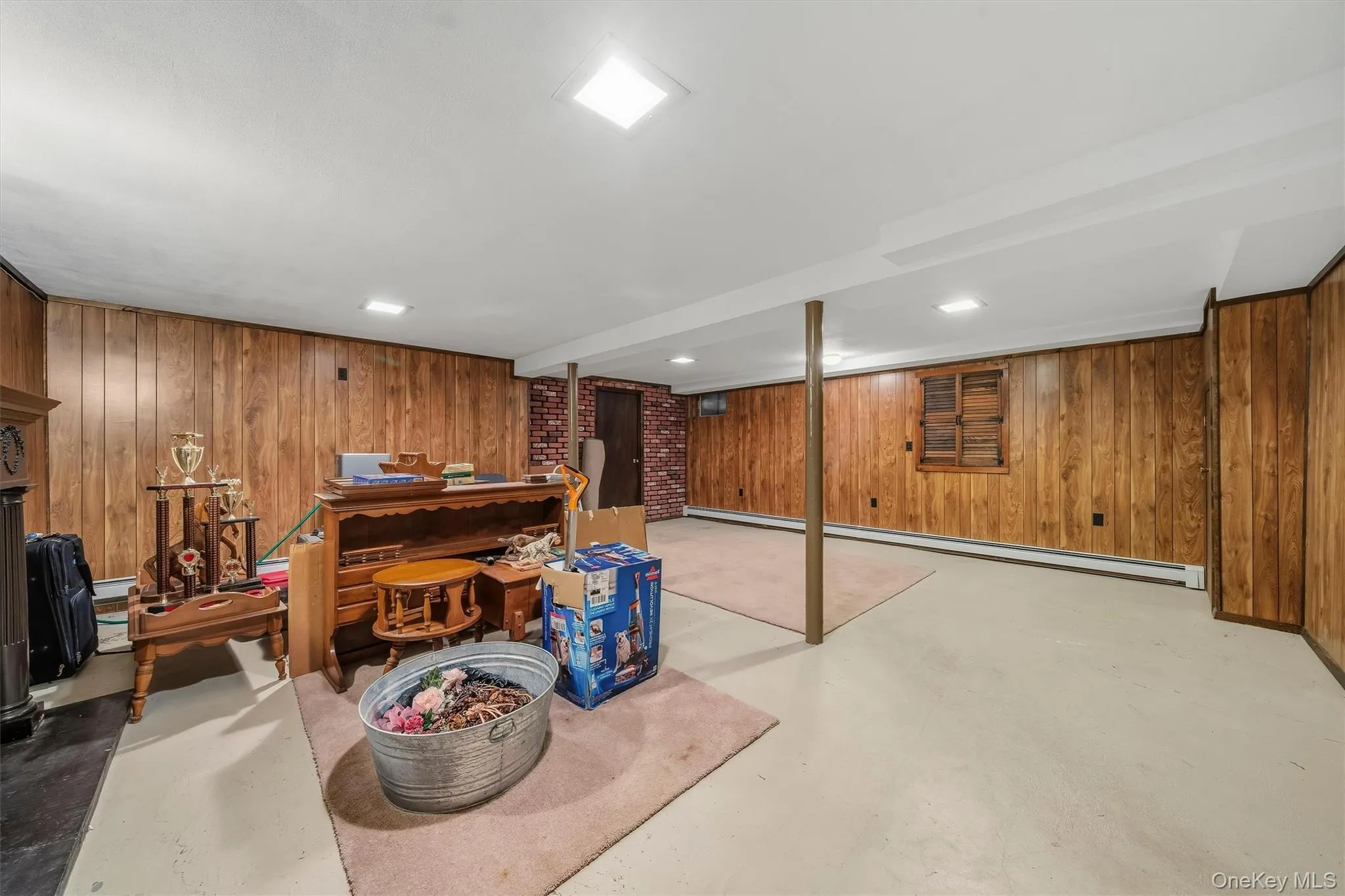 160 County Route 1, Warwick (town), NY, 3 Bedrooms Bedrooms, 10 Rooms Rooms,1 BathroomBathrooms,Residential,For Rent,County Route 1,0,1056726 160 County Route 1, Warwick (town), NY, 3 Bedrooms Bedrooms, 10 Rooms Rooms,1 BathroomBathrooms,Residential,For Rent,County Route 1,0,1056726
