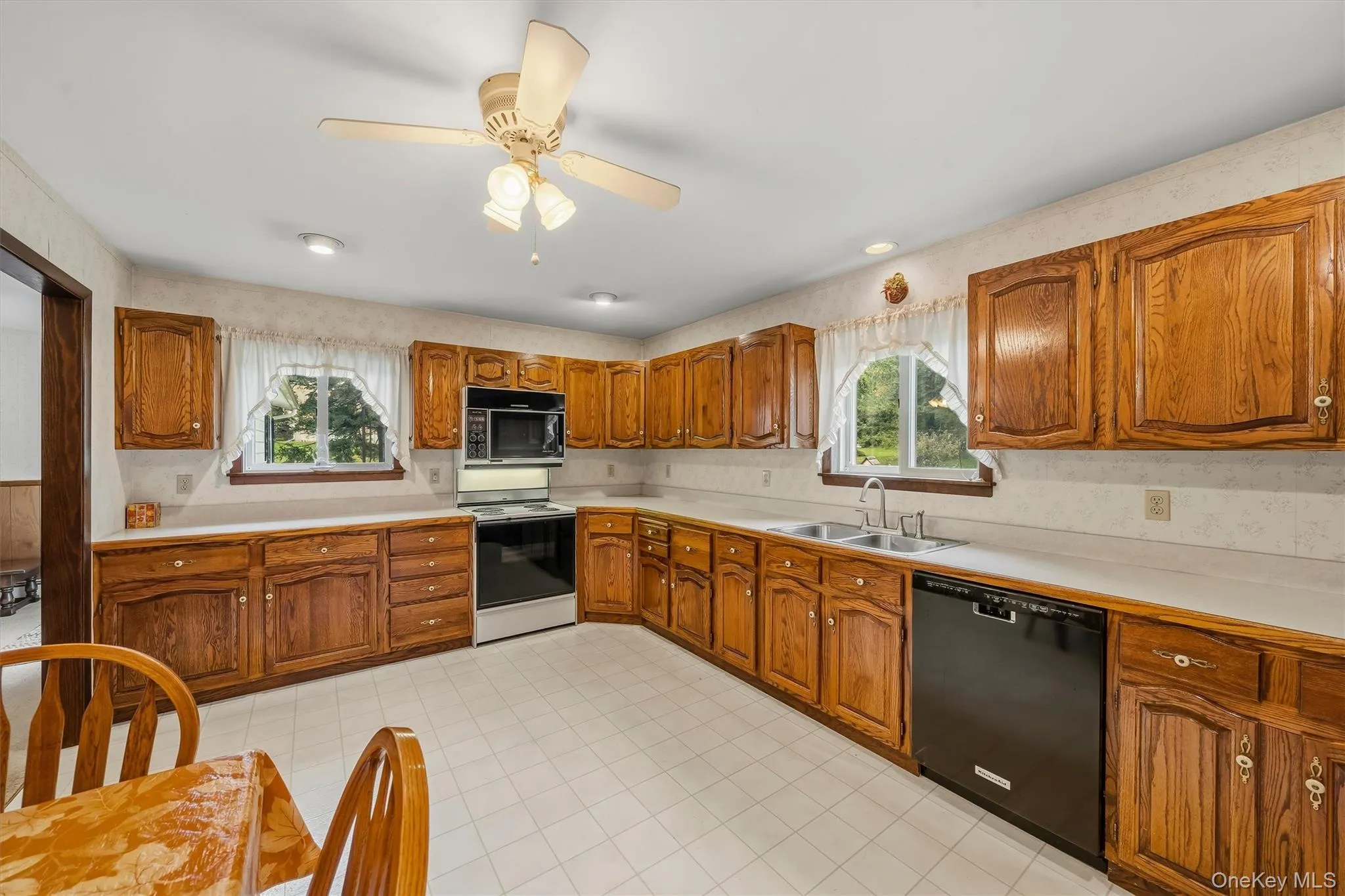 160 County Route 1, Warwick (town), NY, 3 Bedrooms Bedrooms, 10 Rooms Rooms,1 BathroomBathrooms,Residential,For Rent,County Route 1,0,1056726 160 County Route 1, Warwick (town), NY, 3 Bedrooms Bedrooms, 10 Rooms Rooms,1 BathroomBathrooms,Residential,For Rent,County Route 1,0,1056726