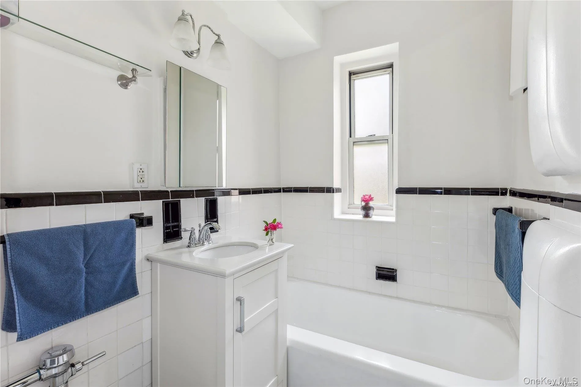 Full Bath Full Bath