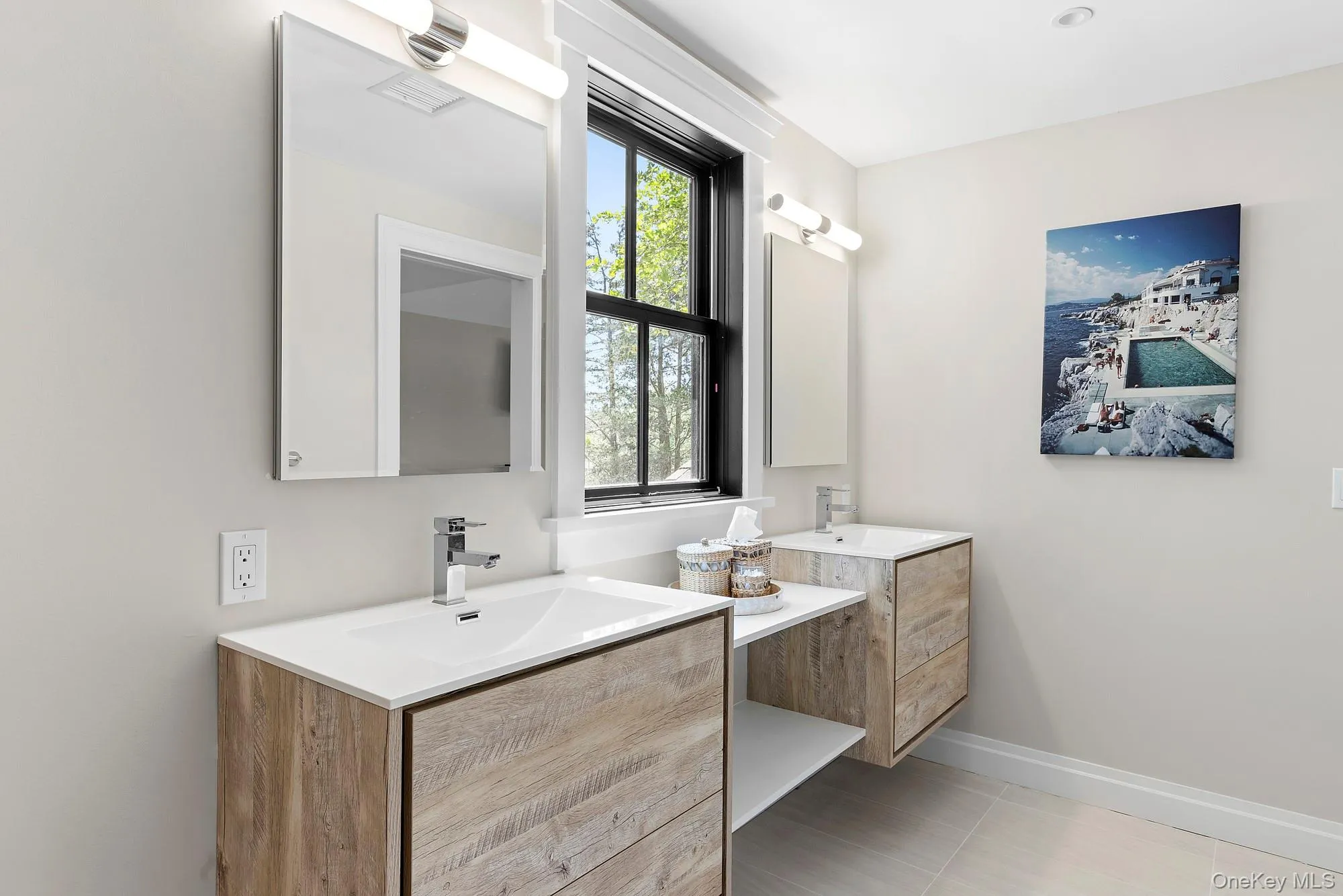 60 Franklin Avenue, Southampton, NY, 5 Bedrooms Bedrooms, 7 Rooms Rooms,4 BathroomsBathrooms,Residential Lease,For Rent,Franklin,0,1056734 60 Franklin Avenue, Southampton, NY, 5 Bedrooms Bedrooms, 7 Rooms Rooms,4 BathroomsBathrooms,Residential Lease,For Rent,Franklin,0,1056734