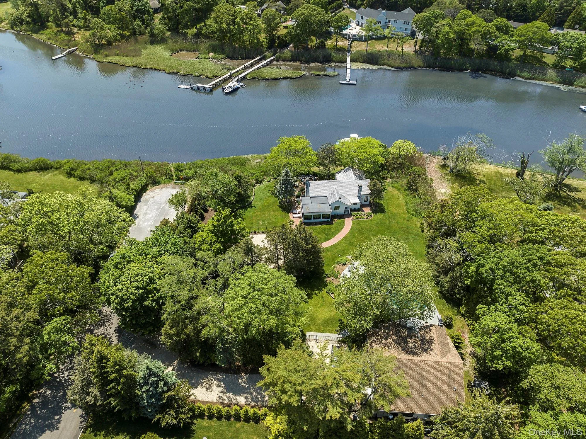 60 Franklin Avenue, Southampton, NY, 5 Bedrooms Bedrooms, 7 Rooms Rooms,4 BathroomsBathrooms,Residential Lease,For Rent,Franklin,0,1056734 60 Franklin Avenue, Southampton, NY, 5 Bedrooms Bedrooms, 7 Rooms Rooms,4 BathroomsBathrooms,Residential Lease,For Rent,Franklin,0,1056734