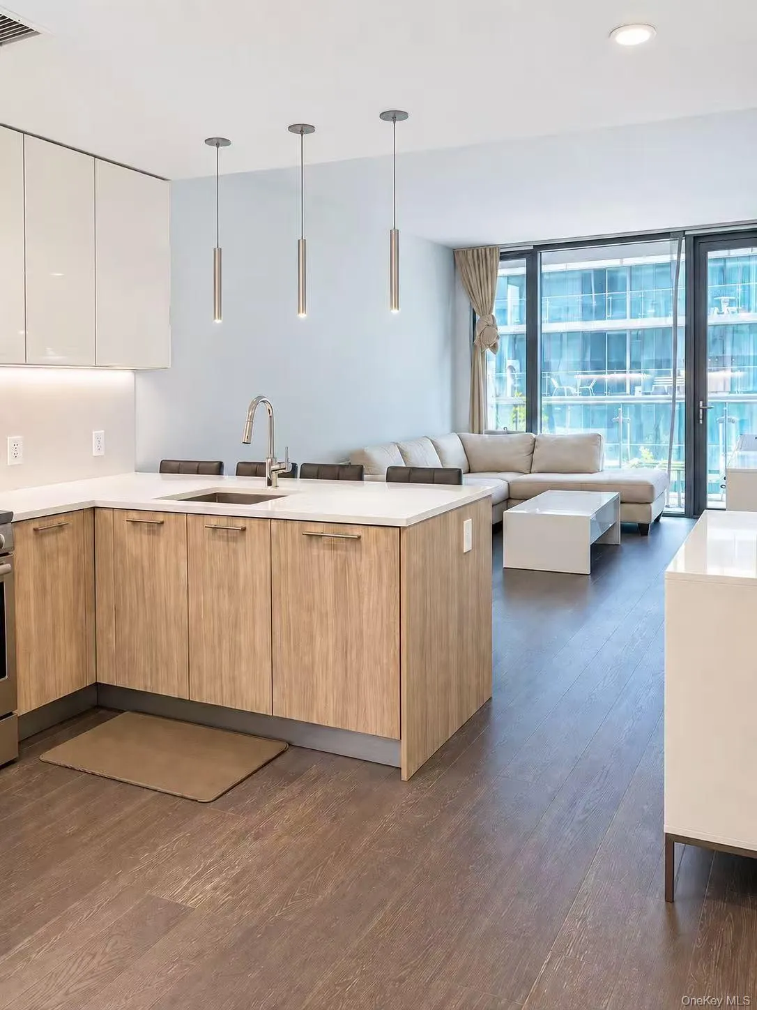 131-03 40th Road, New York, NY, 1 Bedroom Bedrooms, 3 Rooms Rooms,1 BathroomBathrooms,Residential Lease,For Rent,40th,0,1056740 131-03 40th Road, New York, NY, 1 Bedroom Bedrooms, 3 Rooms Rooms,1 BathroomBathrooms,Residential Lease,For Rent,40th,0,1056740