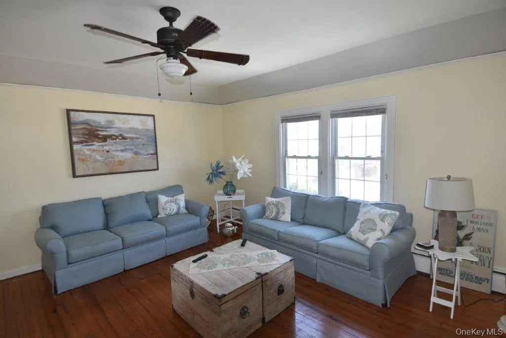 36 Trenton Avenue, Hempstead, NY, 3 Bedrooms Bedrooms, 9 Rooms Rooms,2 BathroomsBathrooms,Residential Lease,For Rent,Trenton,0,1056743 36 Trenton Avenue, Hempstead, NY, 3 Bedrooms Bedrooms, 9 Rooms Rooms,2 BathroomsBathrooms,Residential Lease,For Rent,Trenton,0,1056743