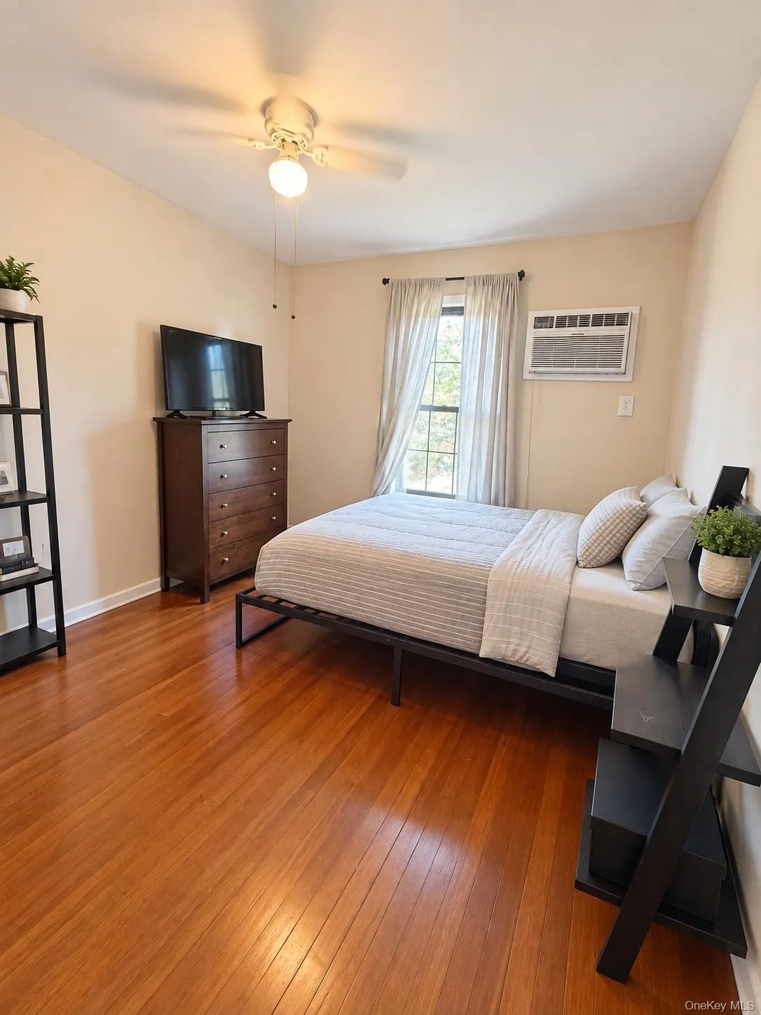 10 Barclay Street, Poughkeepsie, NY, 2 Bedrooms Bedrooms, 7 Rooms Rooms,2 BathroomsBathrooms,Residential Lease,For Rent,Barclay Street,0,1056744 10 Barclay Street, Poughkeepsie, NY, 2 Bedrooms Bedrooms, 7 Rooms Rooms,2 BathroomsBathrooms,Residential Lease,For Rent,Barclay Street,0,1056744