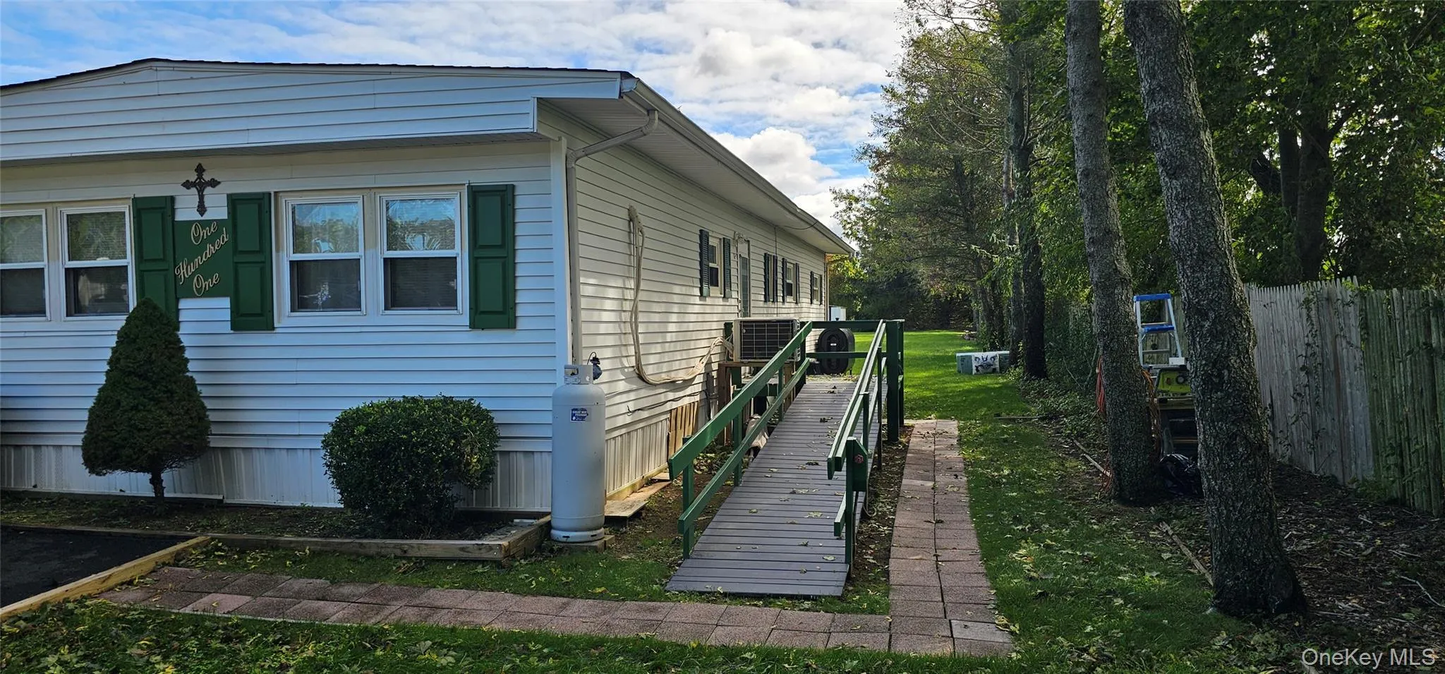 703 Fresh Pond Avenue, Riverhead, NY, 2 Bedrooms Bedrooms, 8 Rooms Rooms,2 BathroomsBathrooms,Residential,For Rent,Fresh Pond,0,1056747 703 Fresh Pond Avenue, Riverhead, NY, 2 Bedrooms Bedrooms, 8 Rooms Rooms,2 BathroomsBathrooms,Residential,For Rent,Fresh Pond,0,1056747