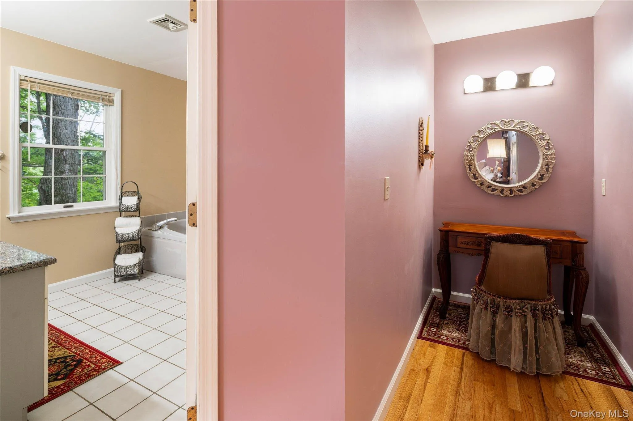Dressing Area Dressing Area