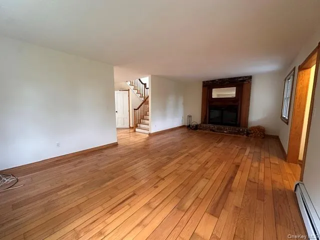 22 Cedar Street, Smithtown, NY, 4 Bedrooms Bedrooms, 8 Rooms Rooms,2 BathroomsBathrooms,Residential Lease,For Rent,Cedar,0,1056754 22 Cedar Street, Smithtown, NY, 4 Bedrooms Bedrooms, 8 Rooms Rooms,2 BathroomsBathrooms,Residential Lease,For Rent,Cedar,0,1056754