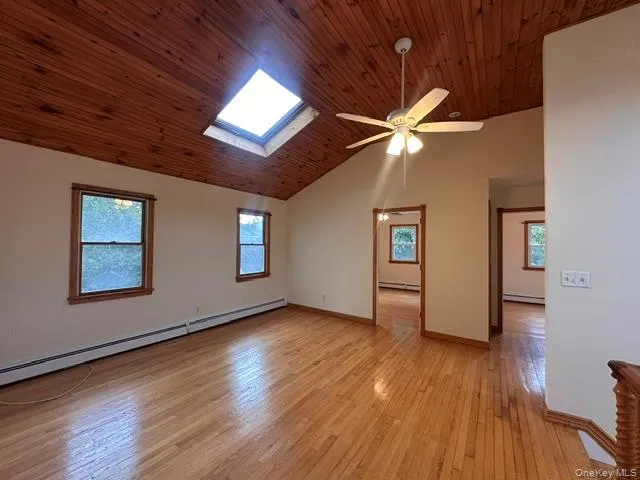 Upstairs Loft/Living Room Upstairs Loft/Living Room