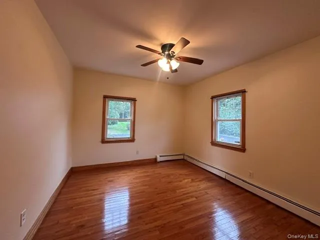 4th Bedroom or Office/Den 4th Bedroom or Office/Den