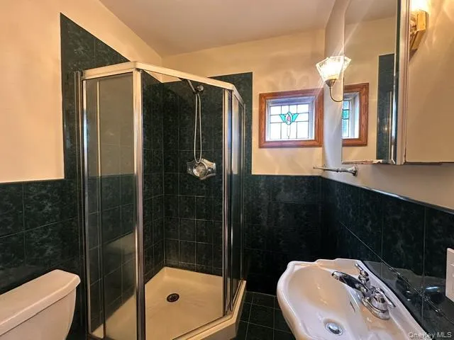 22 Cedar Street, Smithtown, NY, 4 Bedrooms Bedrooms, 8 Rooms Rooms,2 BathroomsBathrooms,Residential Lease,For Rent,Cedar,0,1056754 22 Cedar Street, Smithtown, NY, 4 Bedrooms Bedrooms, 8 Rooms Rooms,2 BathroomsBathrooms,Residential Lease,For Rent,Cedar,0,1056754