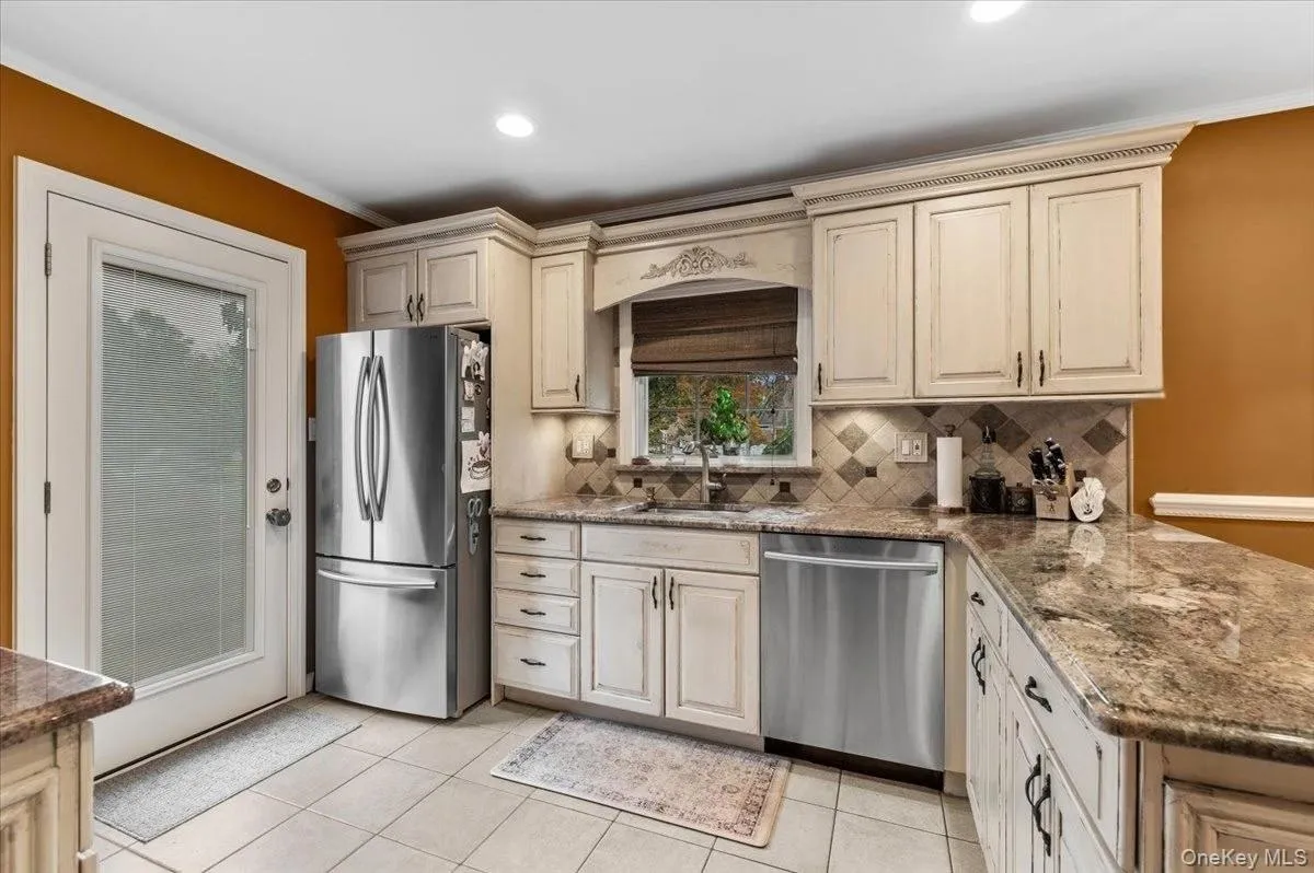 Updated Kitchen Updated Kitchen