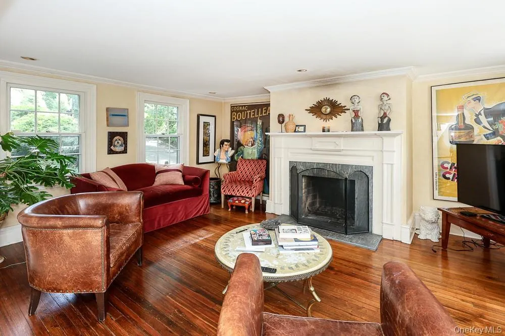 80 Broadway, North Hempstead, NY, 3 Bedrooms Bedrooms, 6 Rooms Rooms,2 BathroomsBathrooms,Residential,For Rent,Broadway,0,1056769 80 Broadway, North Hempstead, NY, 3 Bedrooms Bedrooms, 6 Rooms Rooms,2 BathroomsBathrooms,Residential,For Rent,Broadway,0,1056769