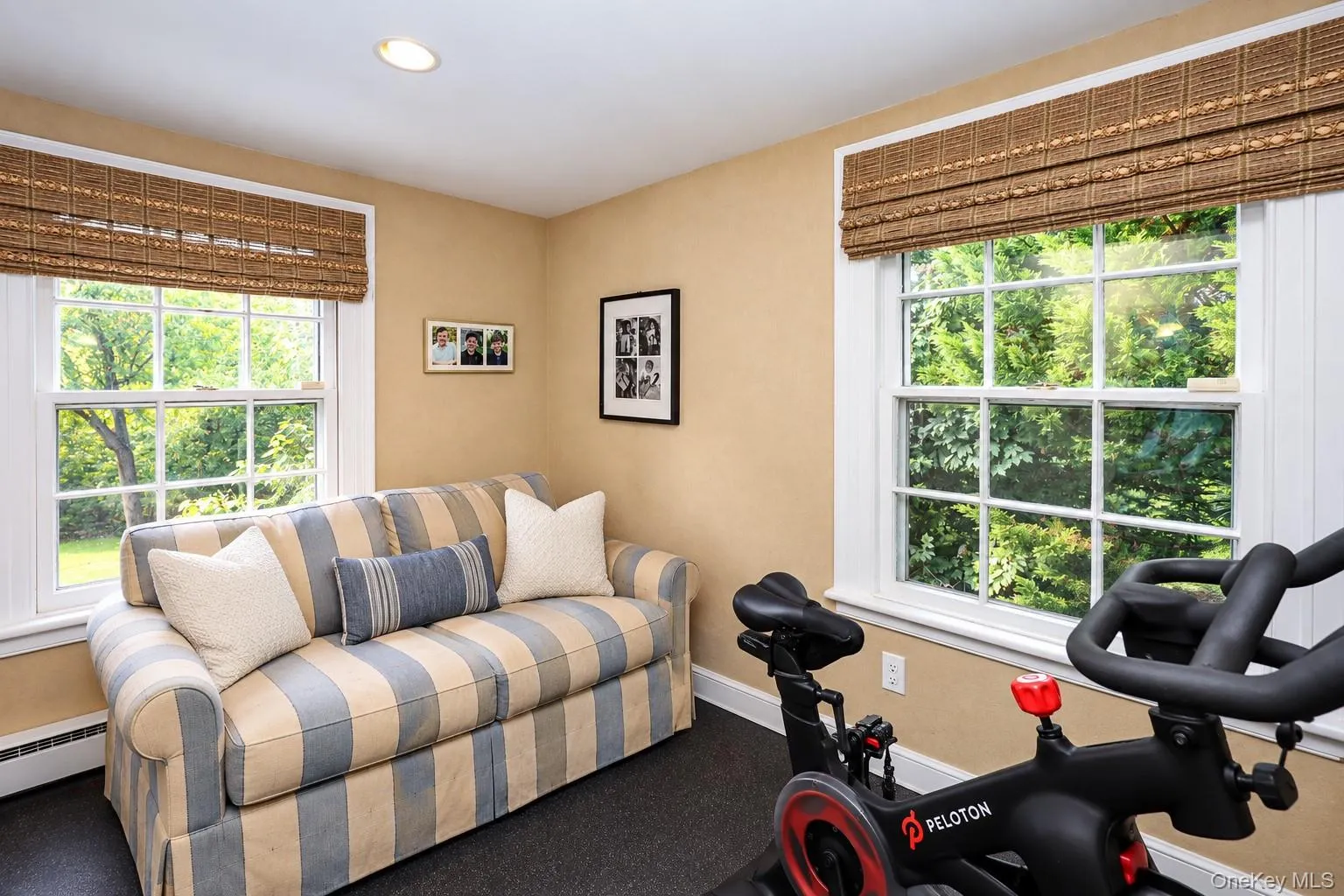 80 Broadway, North Hempstead, NY, 3 Bedrooms Bedrooms, 6 Rooms Rooms,2 BathroomsBathrooms,Residential,For Rent,Broadway,0,1056769 80 Broadway, North Hempstead, NY, 3 Bedrooms Bedrooms, 6 Rooms Rooms,2 BathroomsBathrooms,Residential,For Rent,Broadway,0,1056769