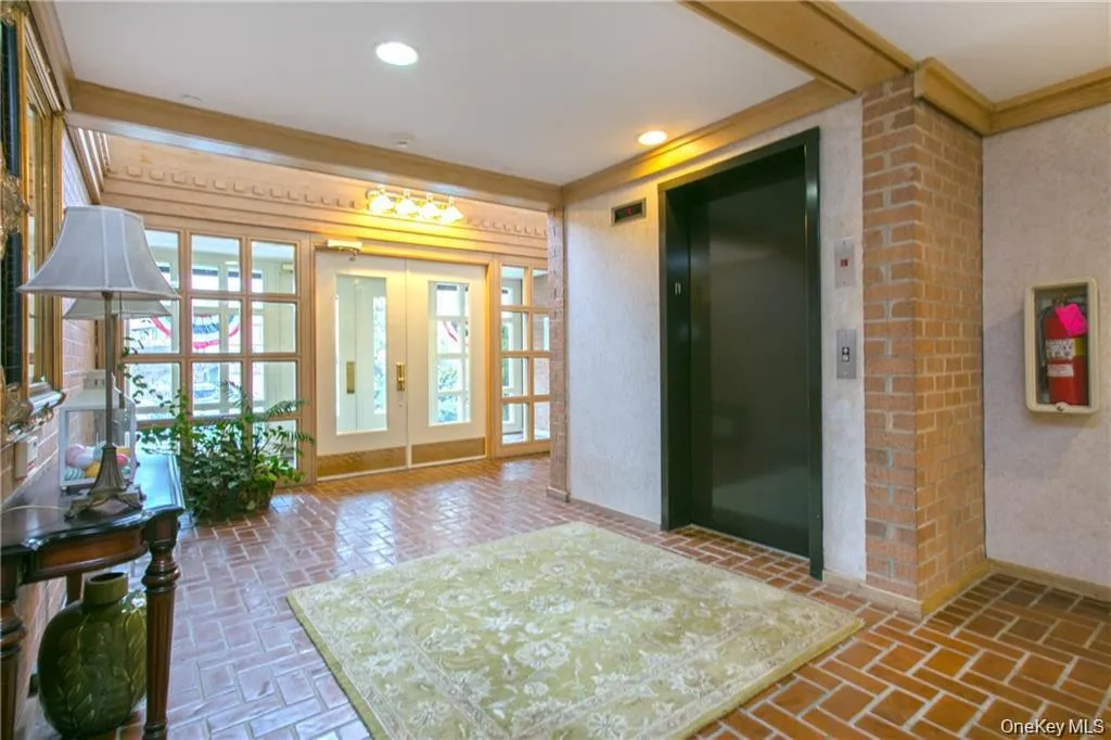 300 Livingston Avenue, Mamaroneck, NY, 2 Bedrooms Bedrooms, 5 Rooms Rooms,2 BathroomsBathrooms,Residential,For Rent,Livingston,0,1056773 300 Livingston Avenue, Mamaroneck, NY, 2 Bedrooms Bedrooms, 5 Rooms Rooms,2 BathroomsBathrooms,Residential,For Rent,Livingston,0,1056773