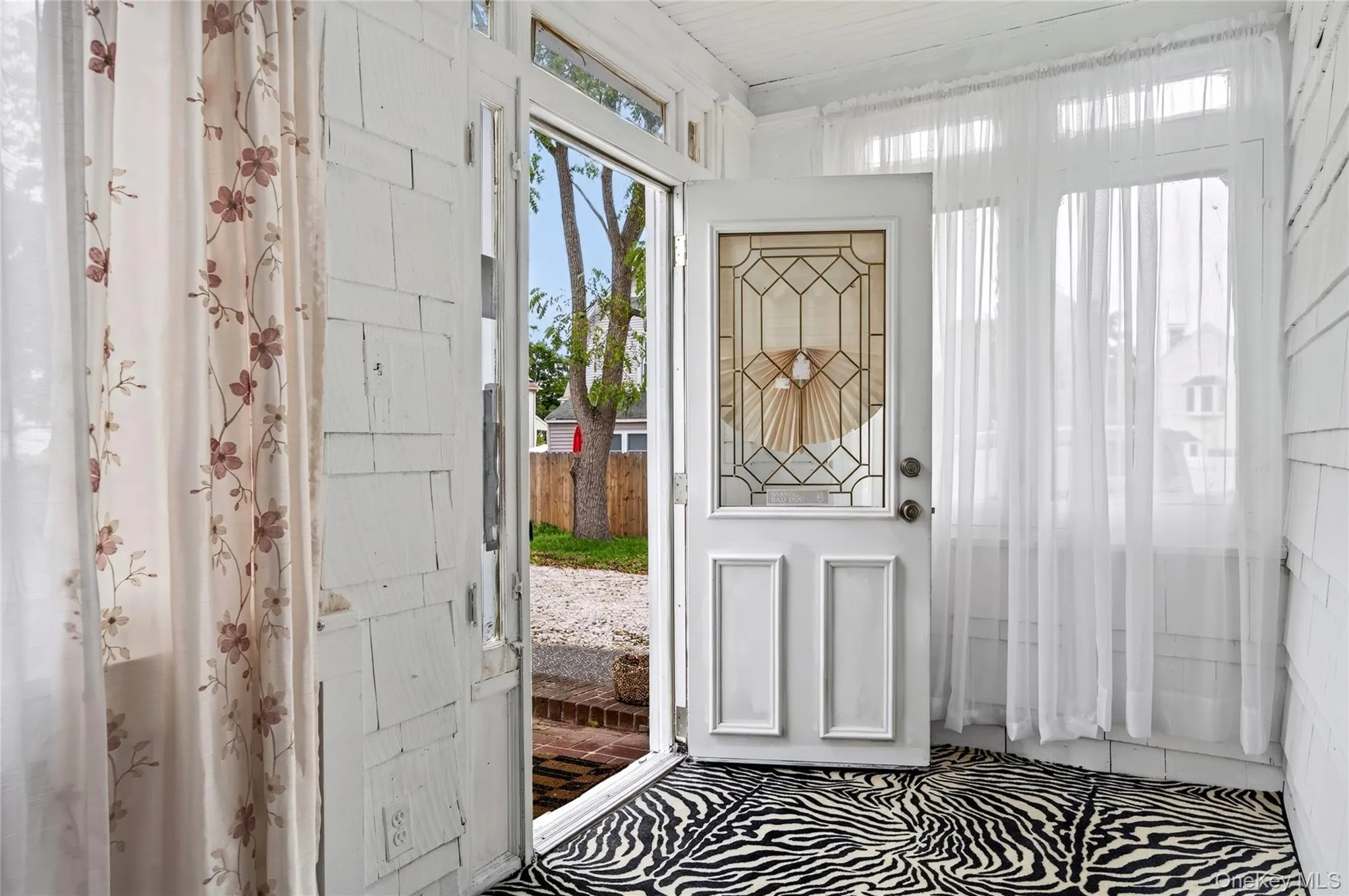 8 Juliet Street, Islip, NY, 2 Bedrooms Bedrooms, 7 Rooms Rooms,1 BathroomBathrooms,Residential,For Rent,Juliet,0,1056774 8 Juliet Street, Islip, NY, 2 Bedrooms Bedrooms, 7 Rooms Rooms,1 BathroomBathrooms,Residential,For Rent,Juliet,0,1056774