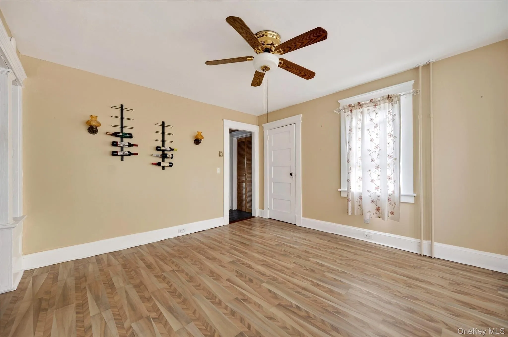8 Juliet Street, Islip, NY, 2 Bedrooms Bedrooms, 7 Rooms Rooms,1 BathroomBathrooms,Residential,For Rent,Juliet,0,1056774 8 Juliet Street, Islip, NY, 2 Bedrooms Bedrooms, 7 Rooms Rooms,1 BathroomBathrooms,Residential,For Rent,Juliet,0,1056774