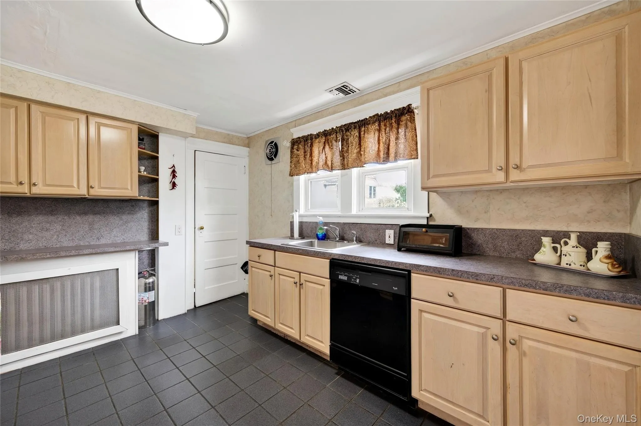 8 Juliet Street, Islip, NY, 2 Bedrooms Bedrooms, 7 Rooms Rooms,1 BathroomBathrooms,Residential,For Rent,Juliet,0,1056774 8 Juliet Street, Islip, NY, 2 Bedrooms Bedrooms, 7 Rooms Rooms,1 BathroomBathrooms,Residential,For Rent,Juliet,0,1056774