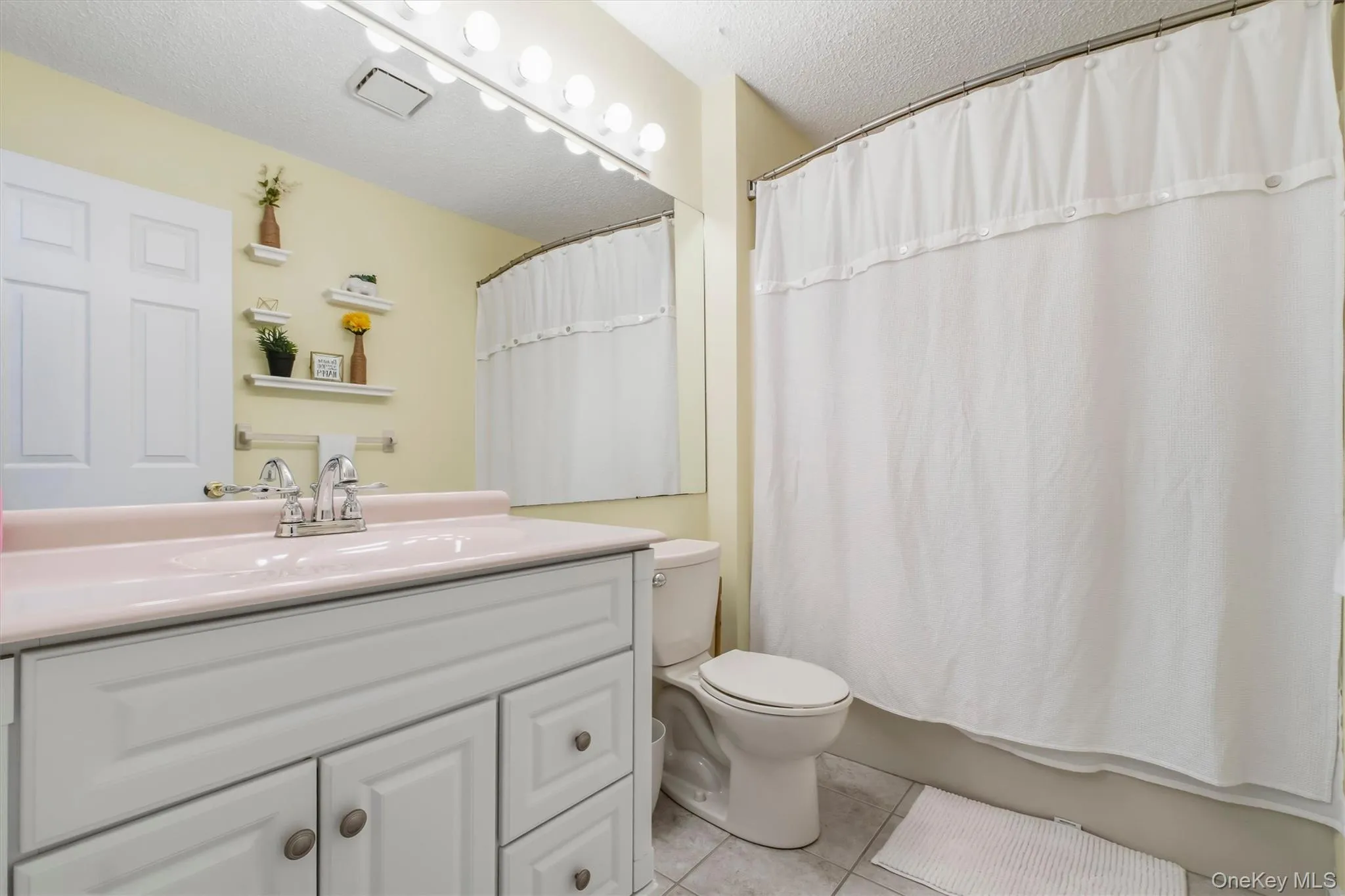 5 Cambridge Court, Fishkill, NY, 2 Bedrooms Bedrooms, 6 Rooms Rooms,2 BathroomsBathrooms,Residential,For Rent,Cambridge,0,1056776 5 Cambridge Court, Fishkill, NY, 2 Bedrooms Bedrooms, 6 Rooms Rooms,2 BathroomsBathrooms,Residential,For Rent,Cambridge,0,1056776