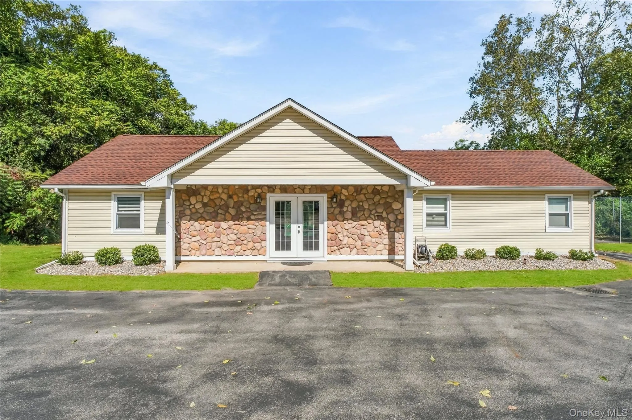 5 Cambridge Court, Fishkill, NY, 2 Bedrooms Bedrooms, 6 Rooms Rooms,2 BathroomsBathrooms,Residential,For Rent,Cambridge,0,1056776 5 Cambridge Court, Fishkill, NY, 2 Bedrooms Bedrooms, 6 Rooms Rooms,2 BathroomsBathrooms,Residential,For Rent,Cambridge,0,1056776